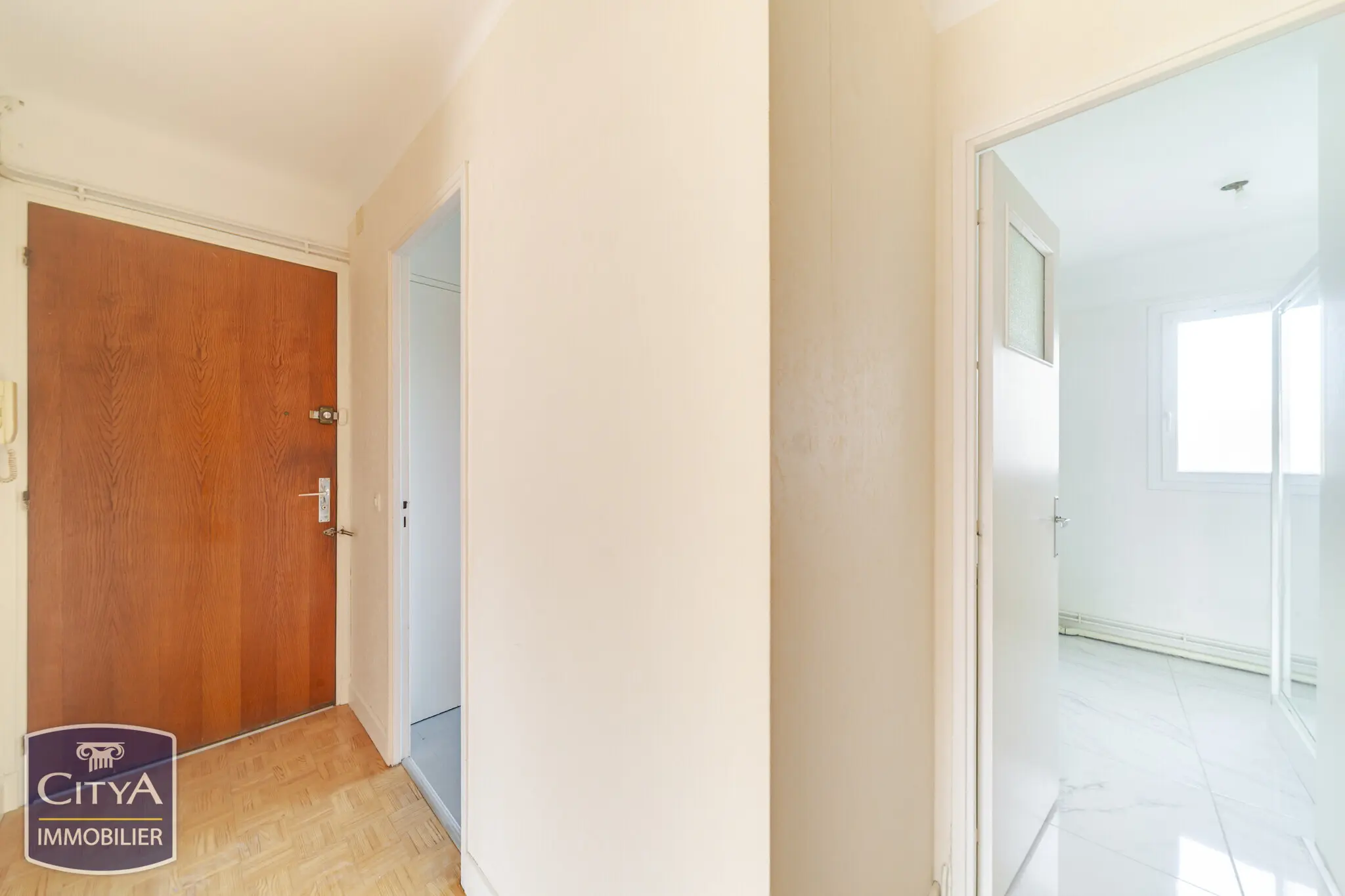 Photo 10 Appartement 1 pièce 35.48m²