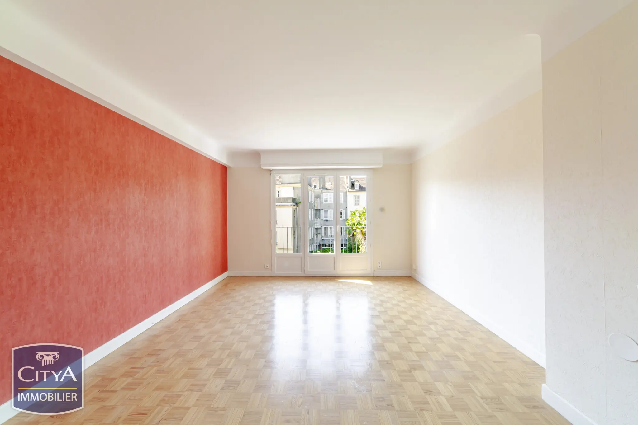 Photo 1 Appartement 1 pièce 35.48m²