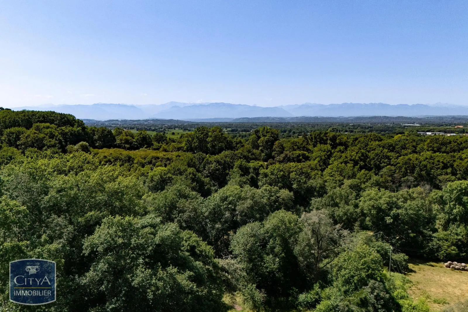 Photo 1 Terrain 2500m²