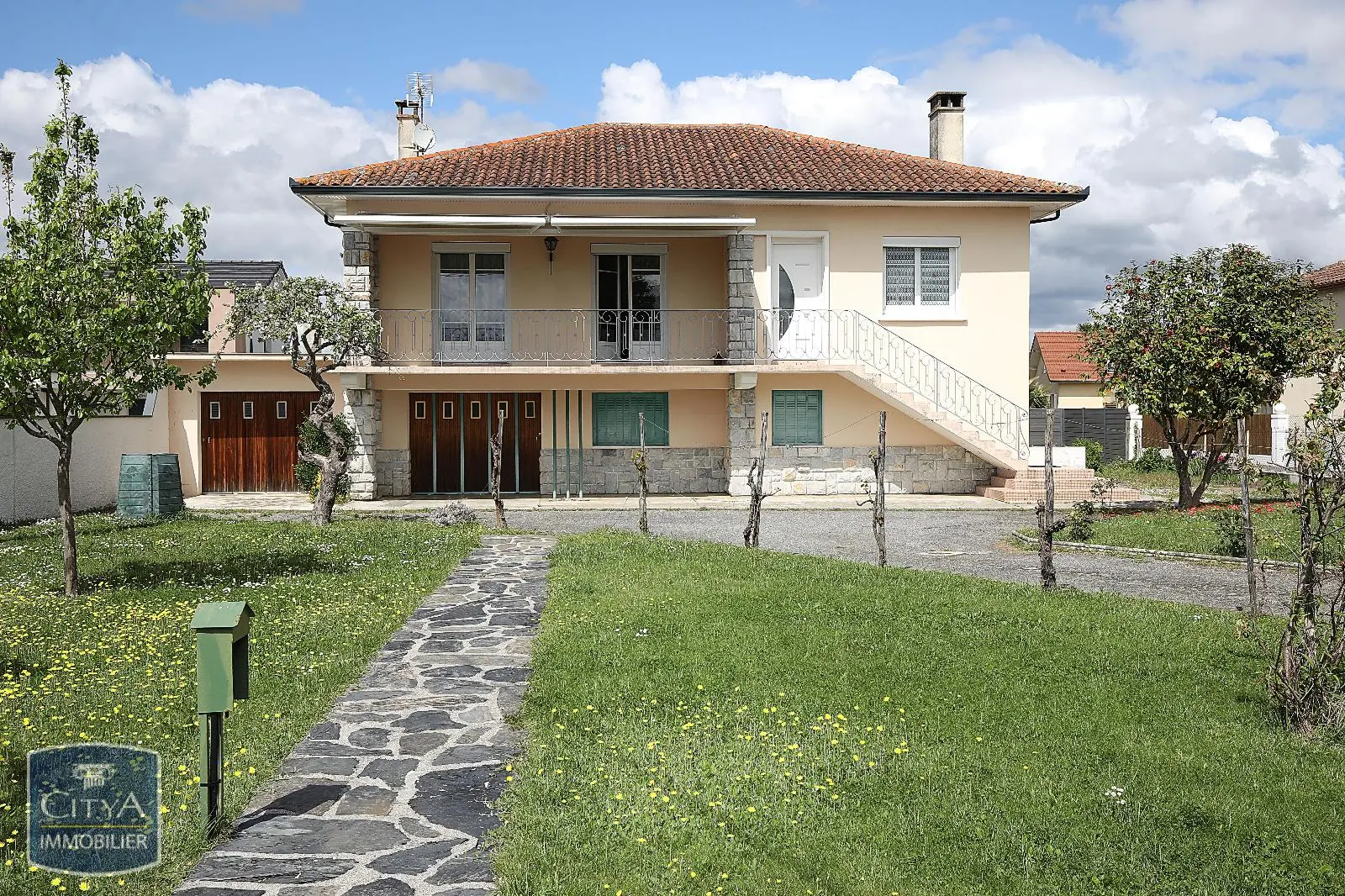 Photo 1 Maison 4 pièces 93m²