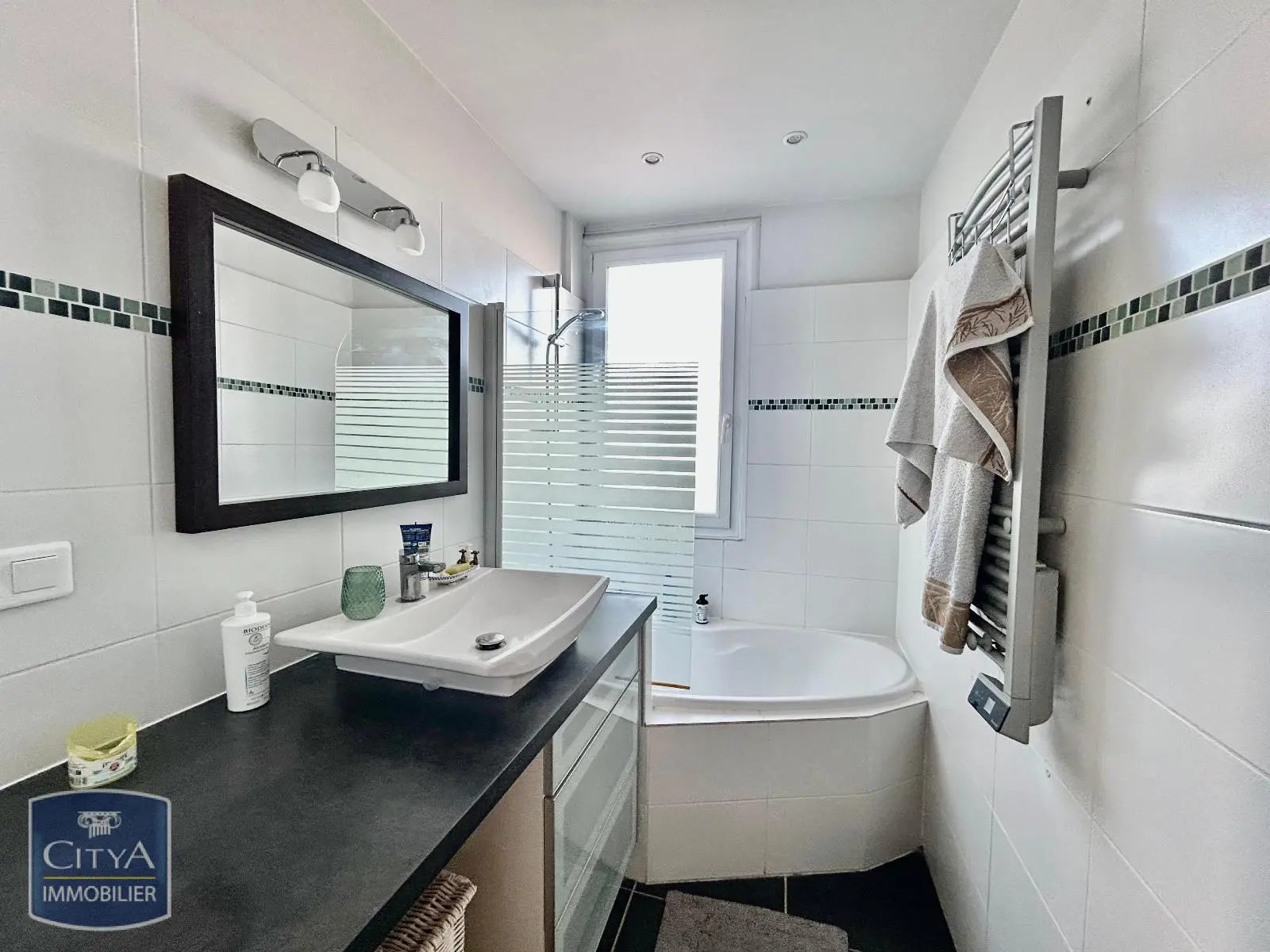 Photo 15 Appartement 2 pièces 63.33m²