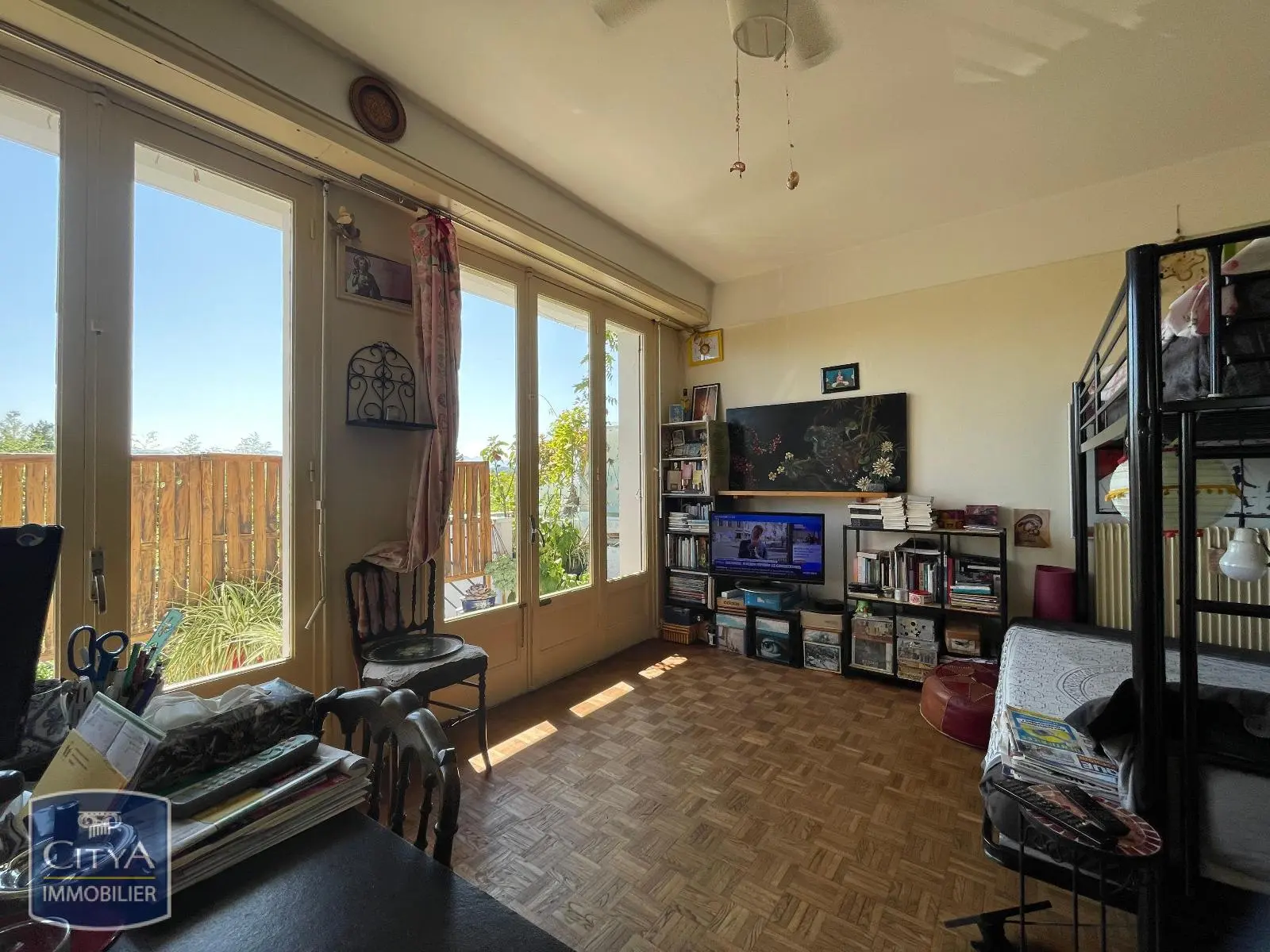 Photo 2 Appartement 1 pièce 31m²