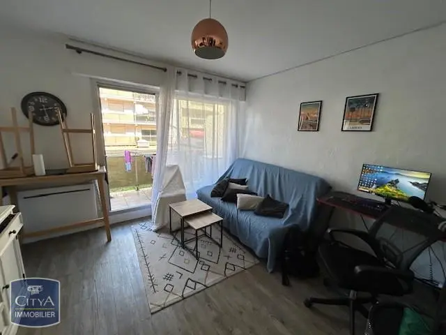 Photo 3 Appartement 1 pièce 23.63m²