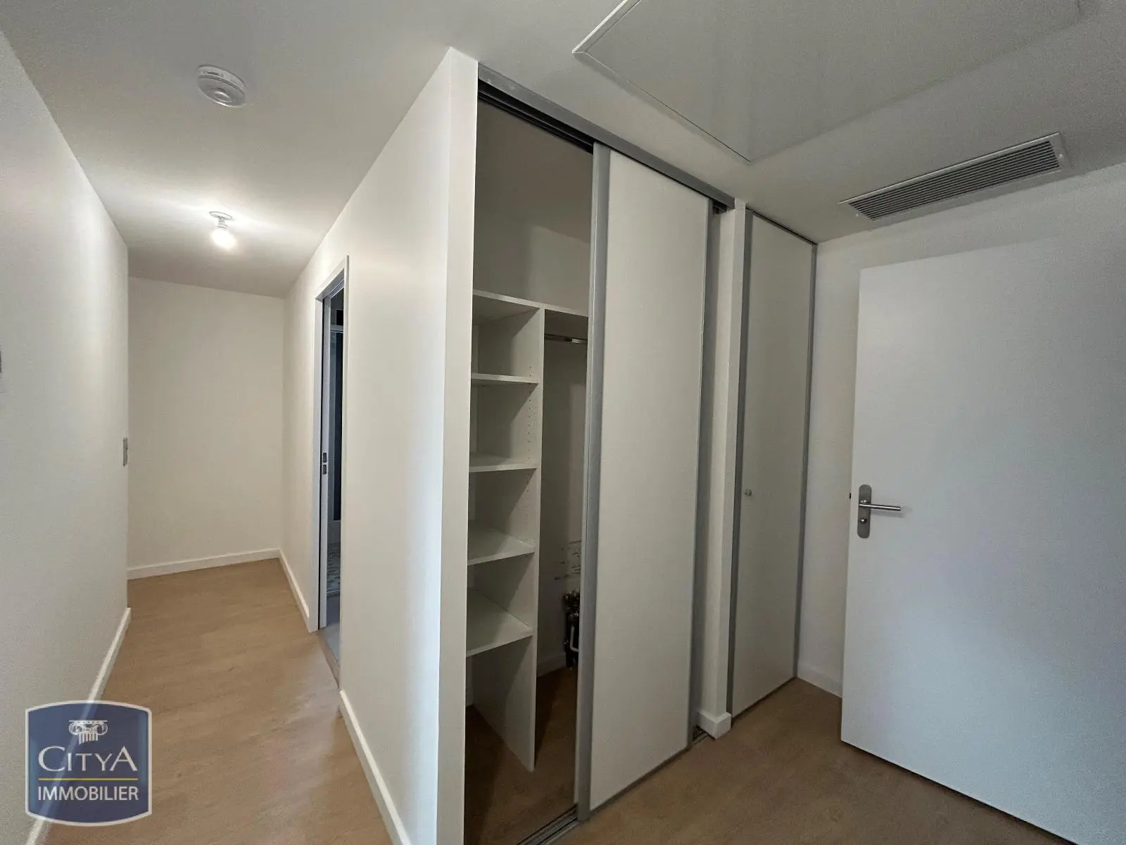 Photo 14 Appartement 3 pièces 104m²