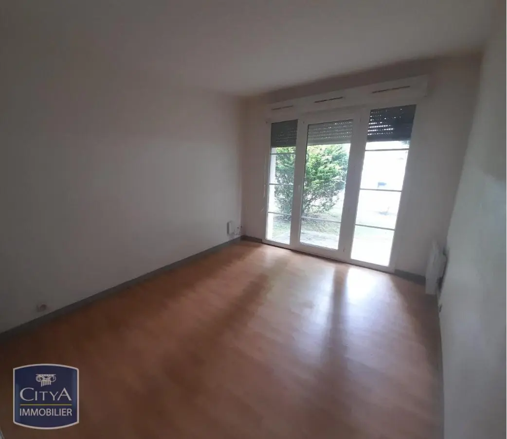 Photo 1 Appartement 1 pièce 17.71m²