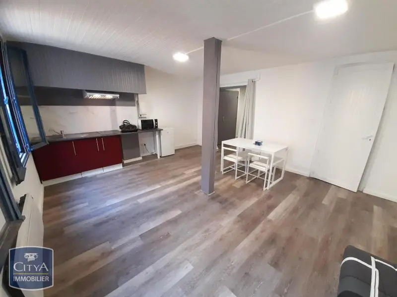 Photo 1 Appartement 1 pièce 40.8m²