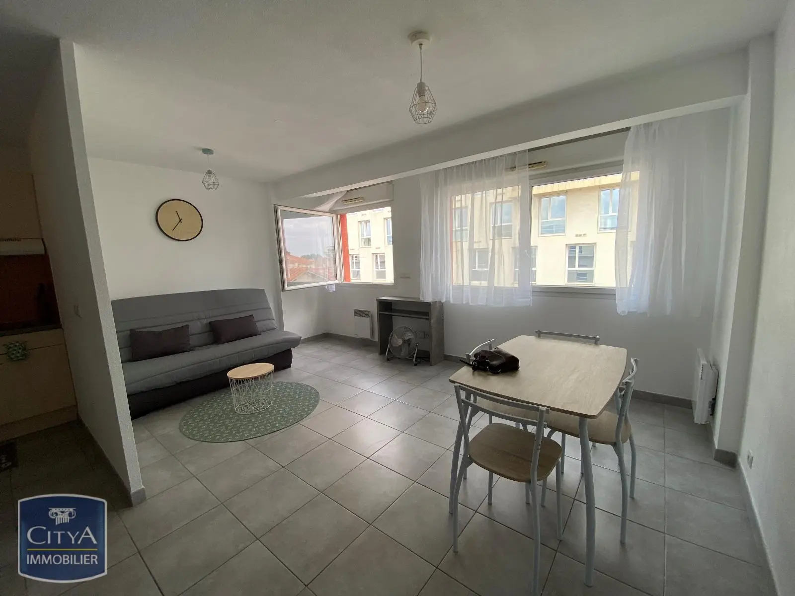 Photo 1 Appartement 1 pièce 33.48m²