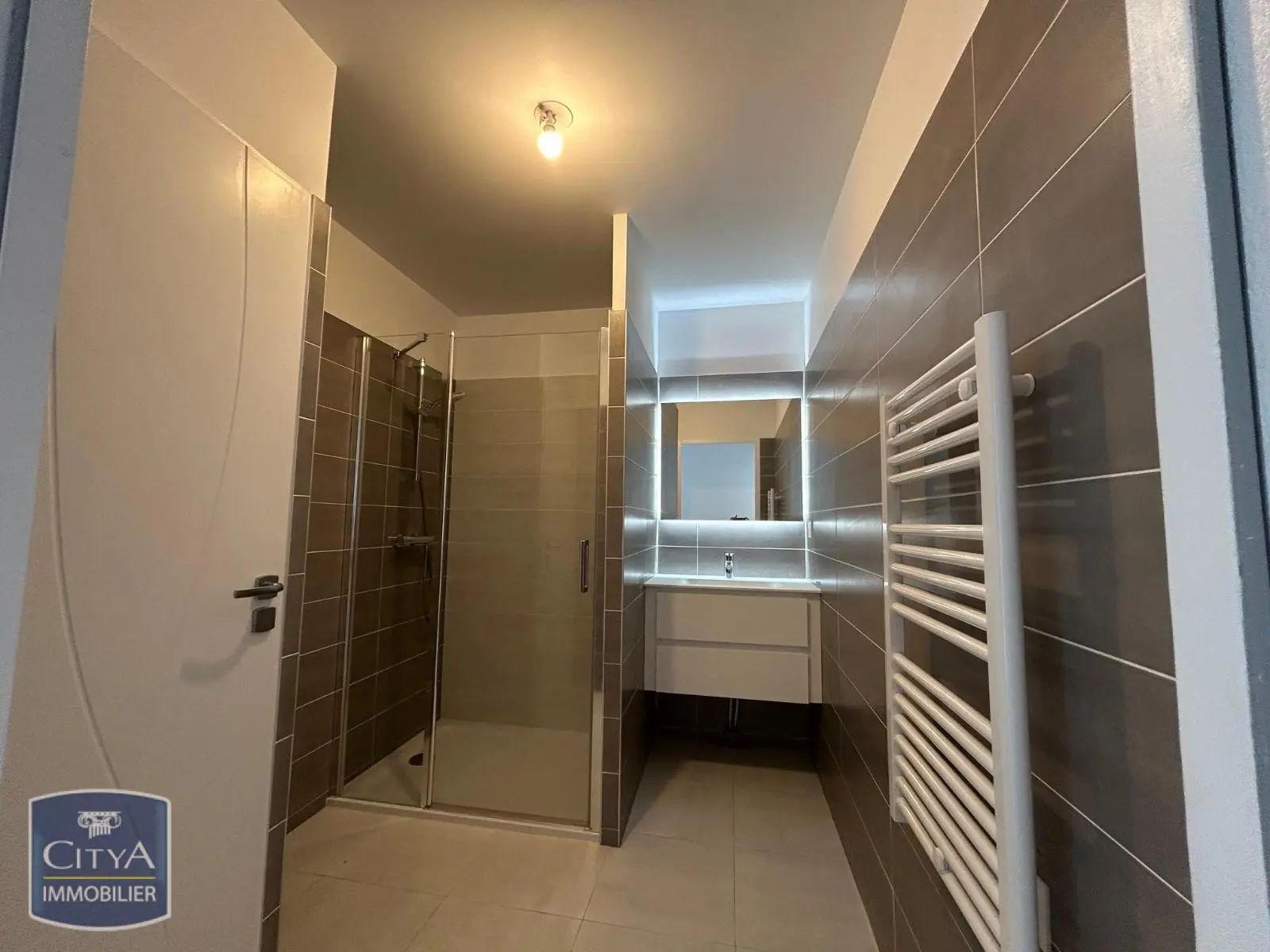 Photo 10 Appartement 2 pièces 49m²