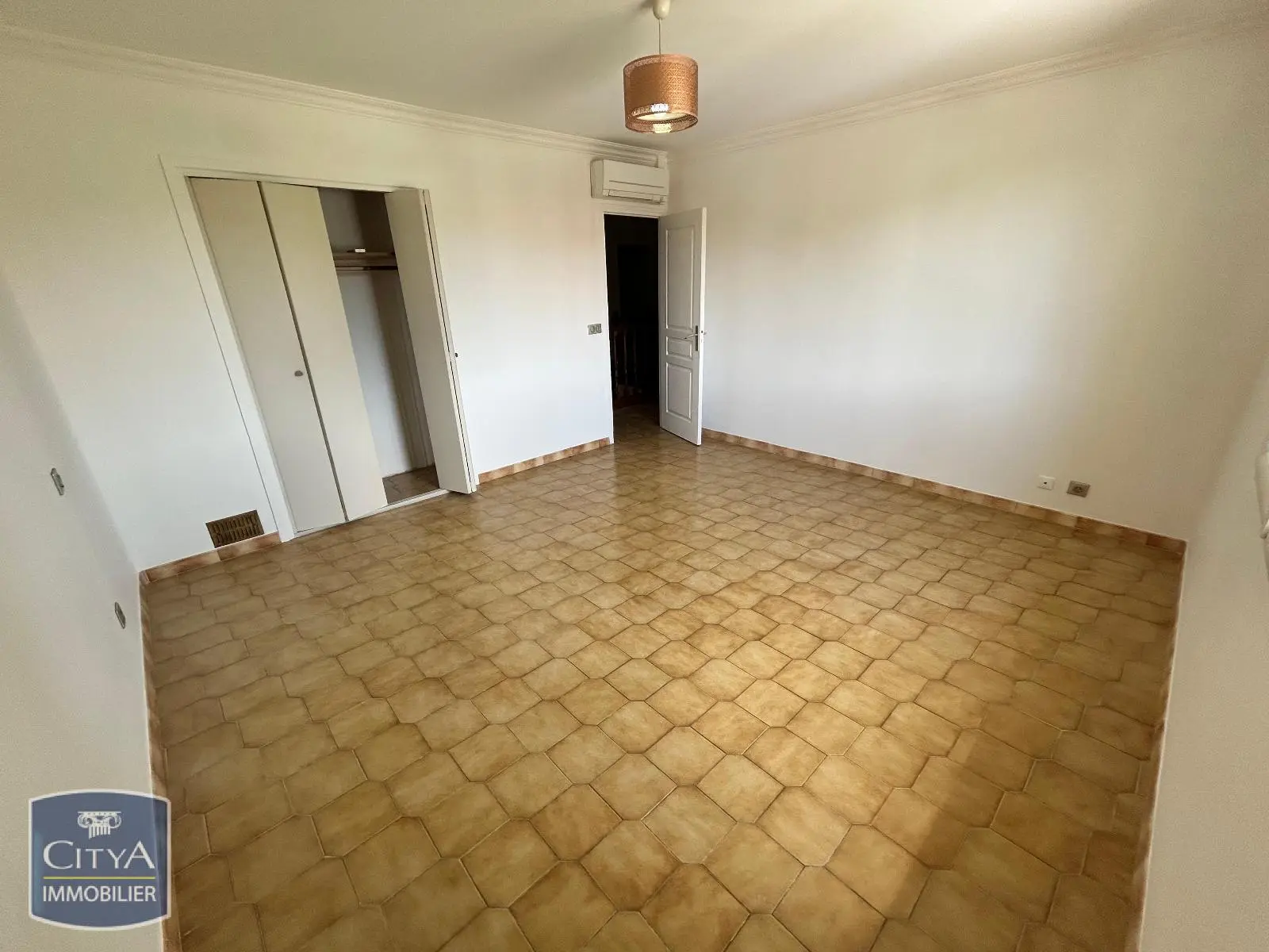 Photo 25 Maison 4 pièces 147.24m²