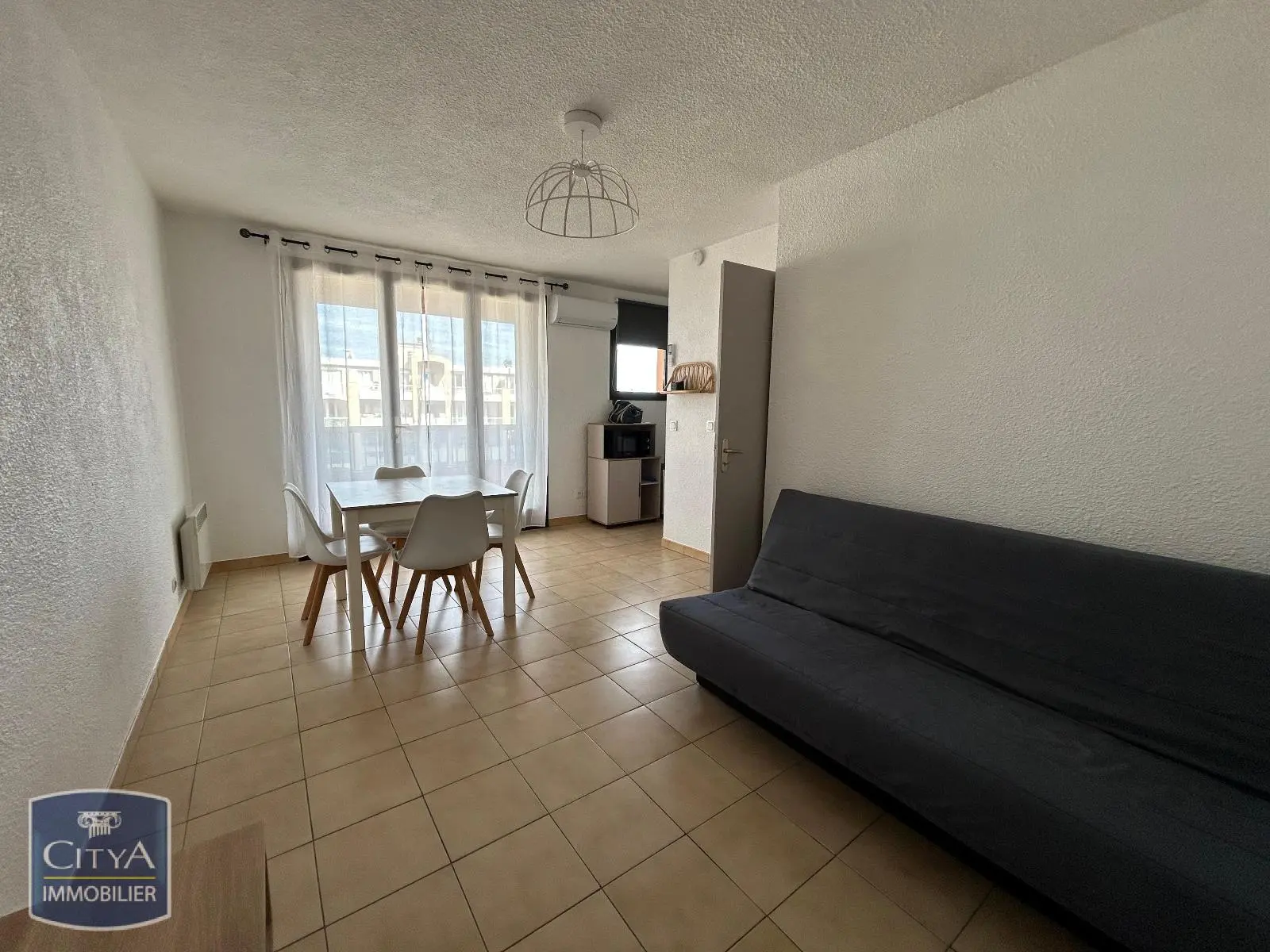 Photo 1 Appartement 1 pièce 30.5m²