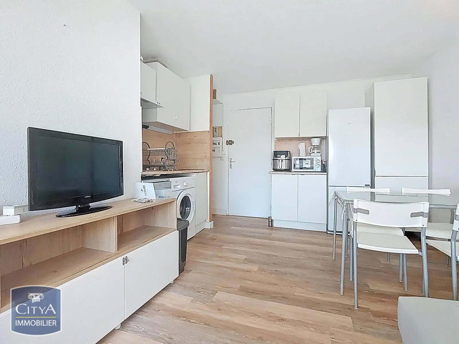 Photo 2 Appartement 1 pièce 22.95m²