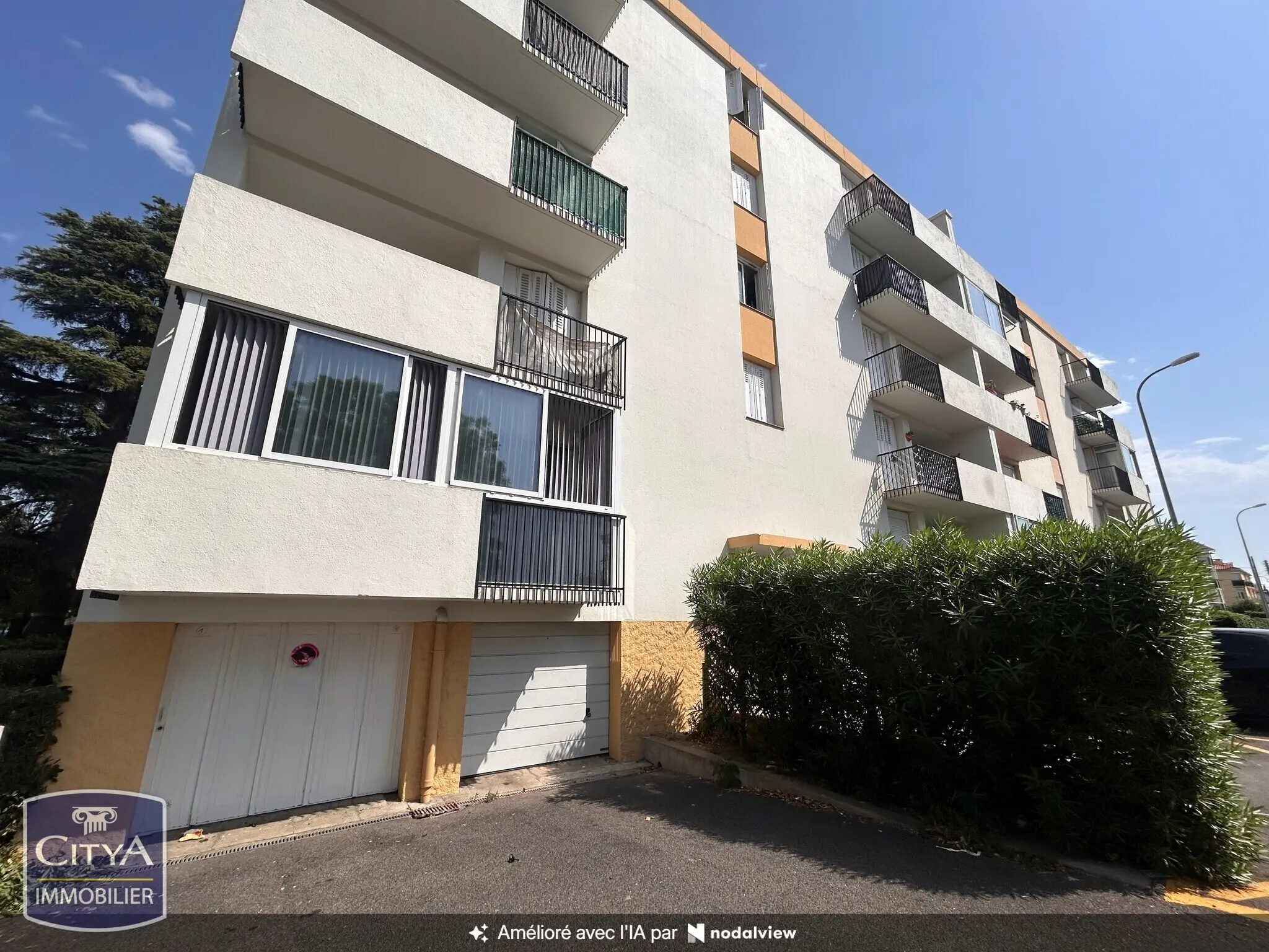 Photo 3 Parking 15.04m²