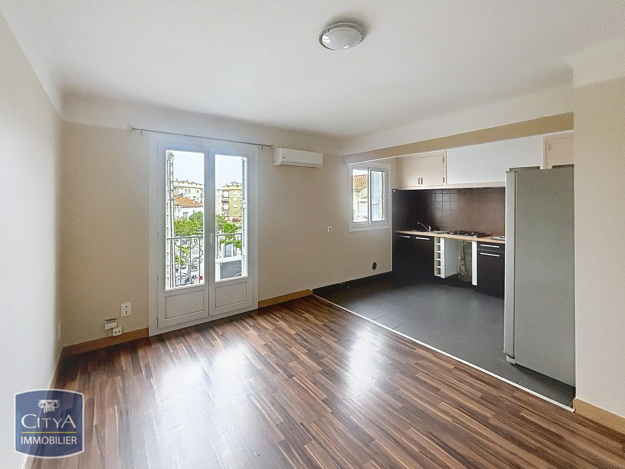 Photo 1 Appartement 2 pièces 43m²