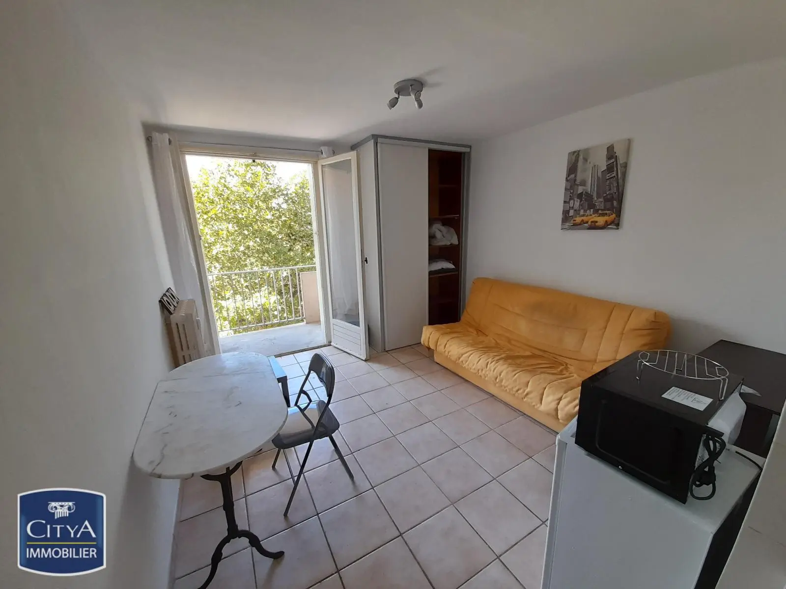 Photo 1 Appartement 1 pièce 18.2m²