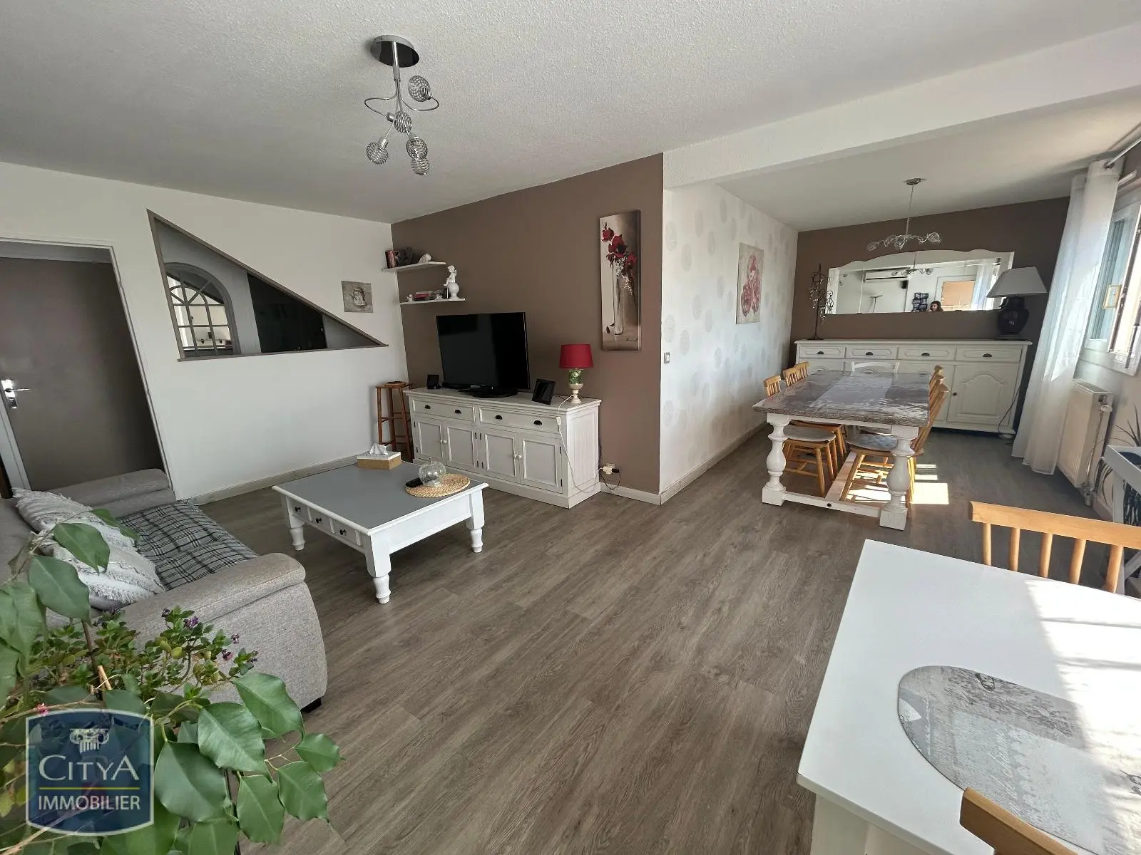 Photo 2 Appartement 4 pièces 94m²