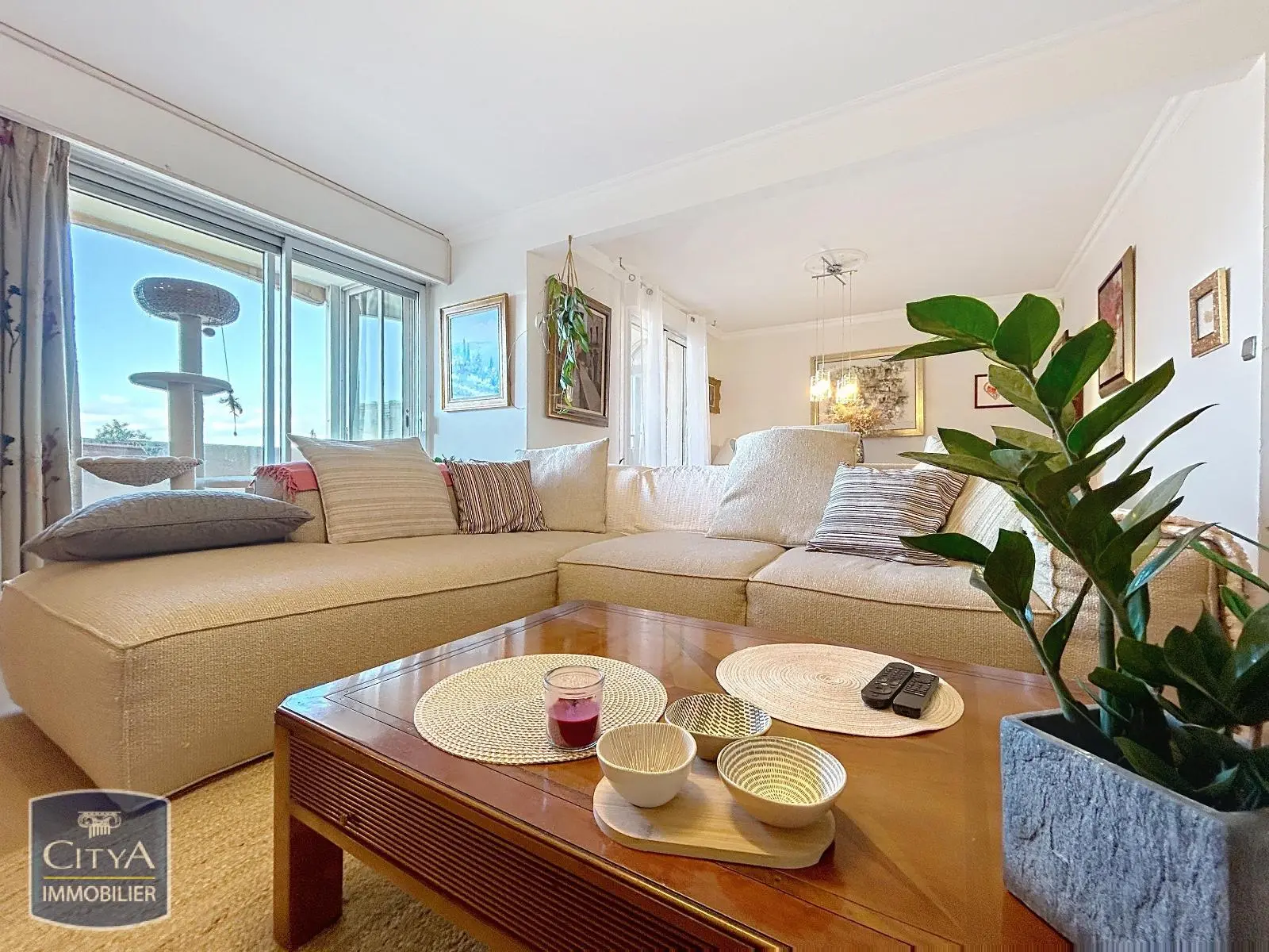 Photo 2 Appartement 4 pièces 109m²