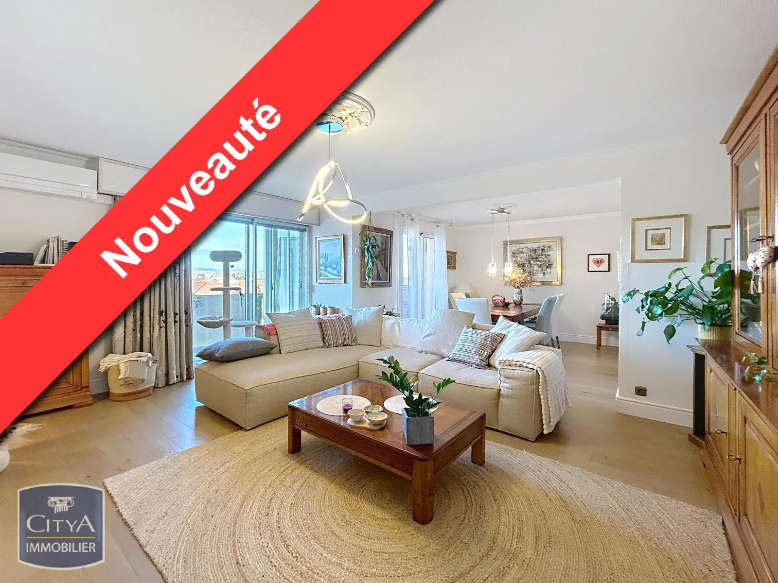 Photo 1 Appartement 4 pièces 109m²