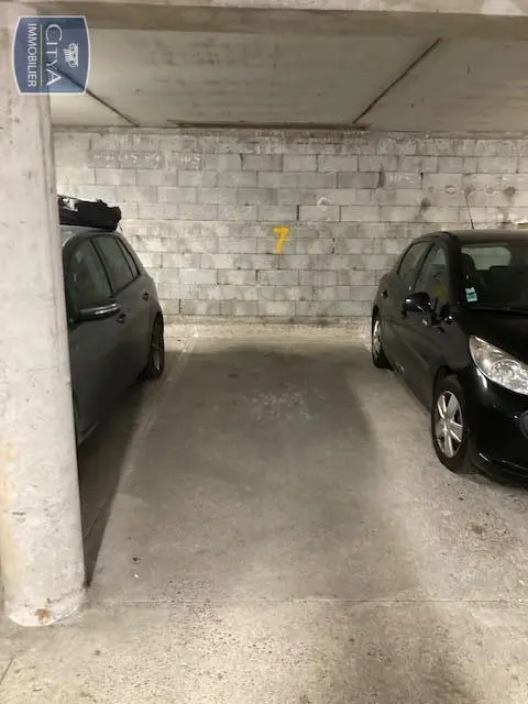 Photo 1 Parking 12m²