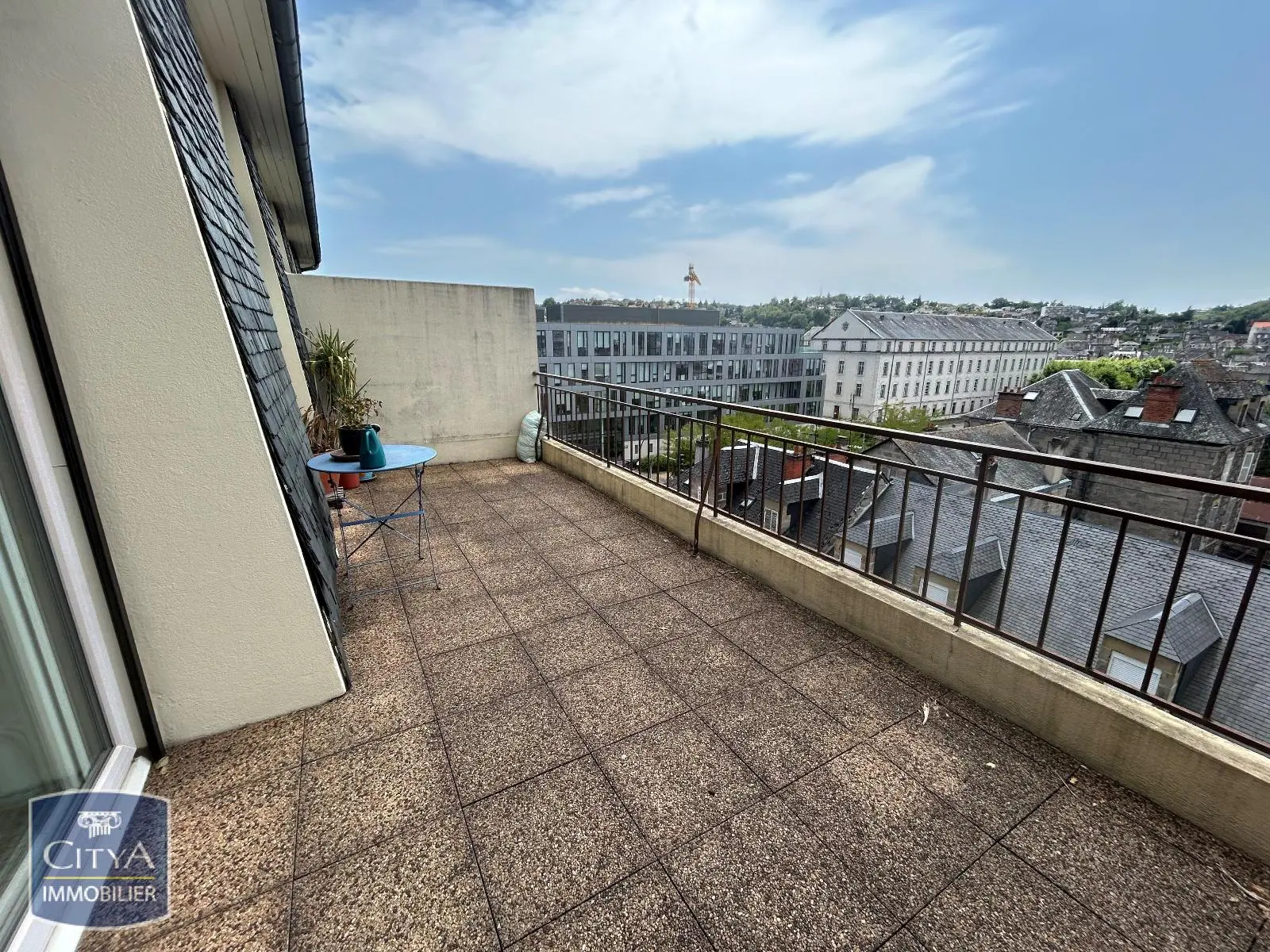Photo 1 Appartement 1 pièce 32m²