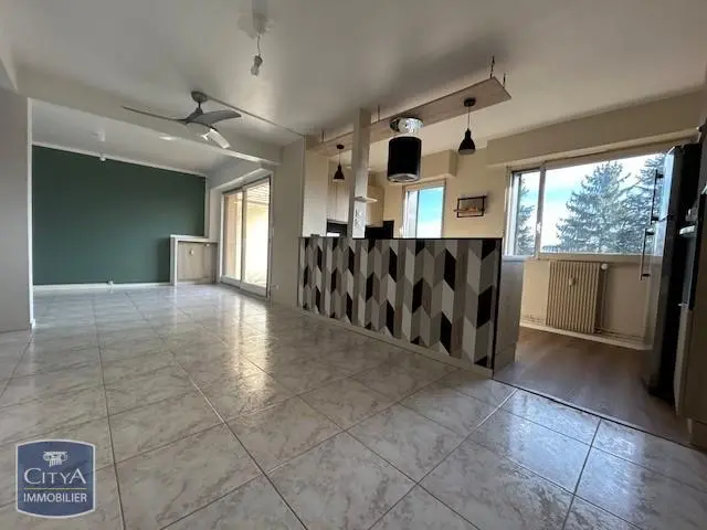 Photo Appartement 4 pièces 82.38m²