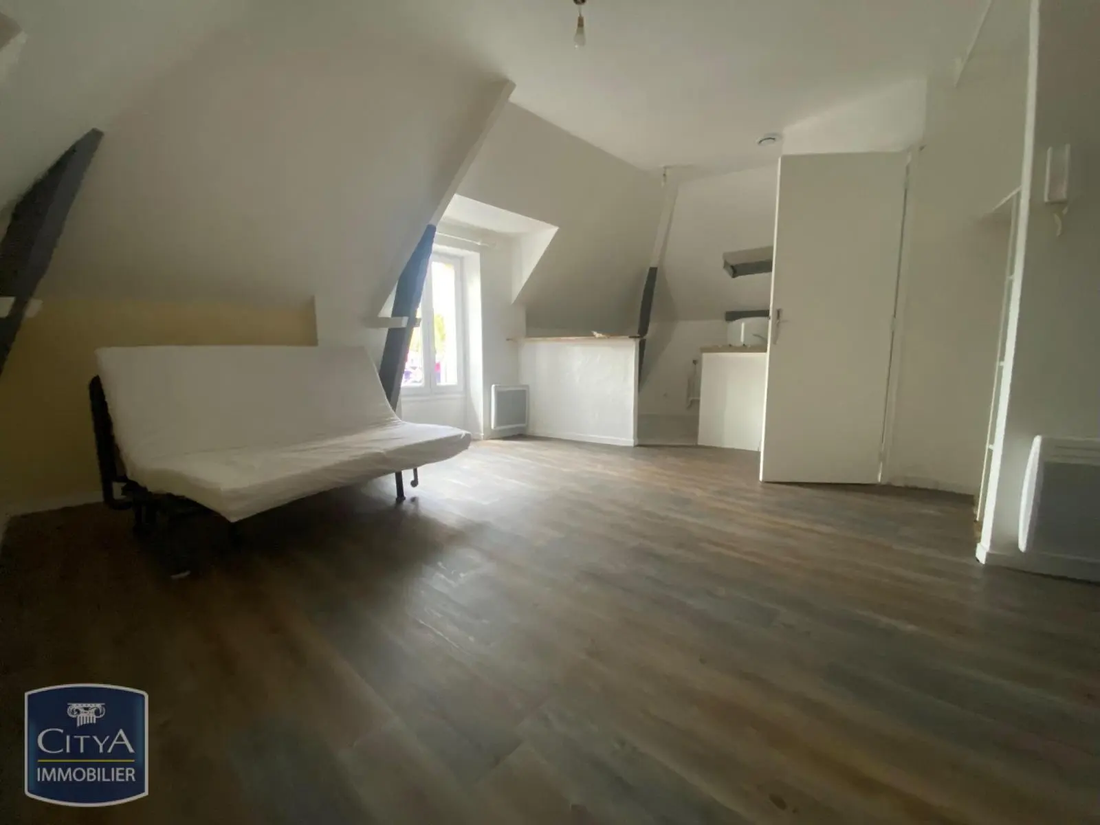 Photo 2 Appartement 1 pièce 18.62m²