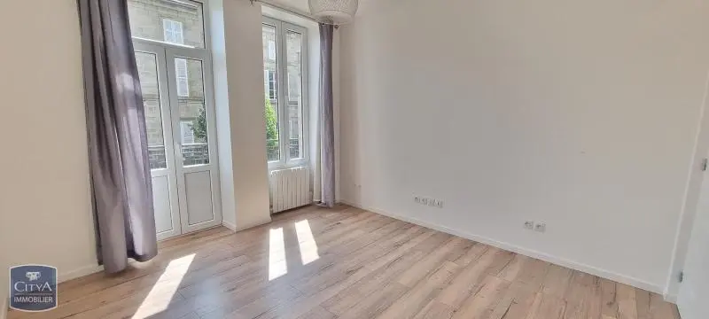 Photo 2 Appartement 2 pièces 43m²