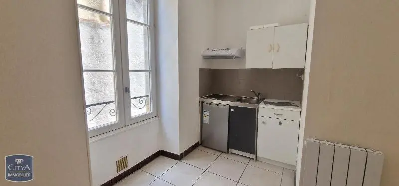 Photo 1 Appartement 1 pièce 27.6m²