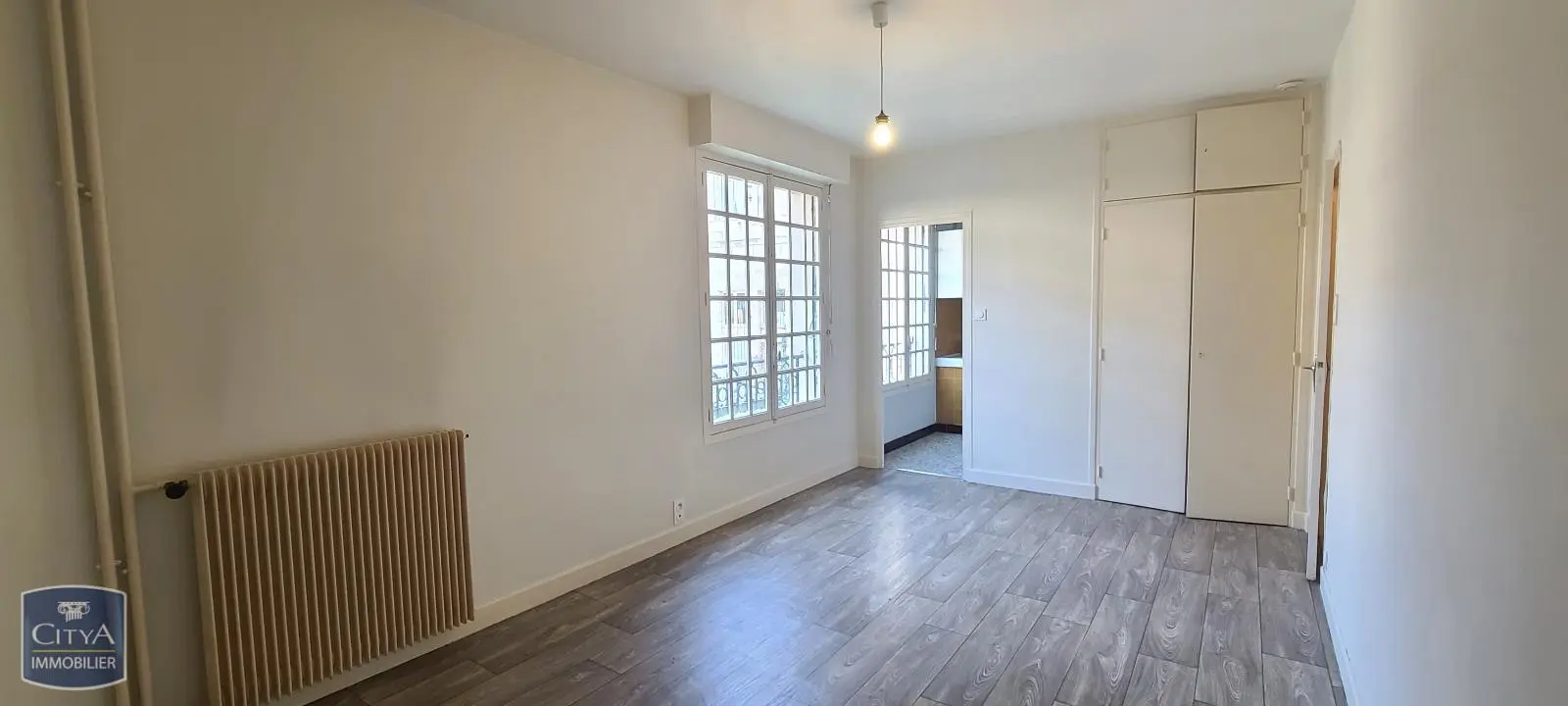 Photo 2 Appartement 1 pièce 26.78m²