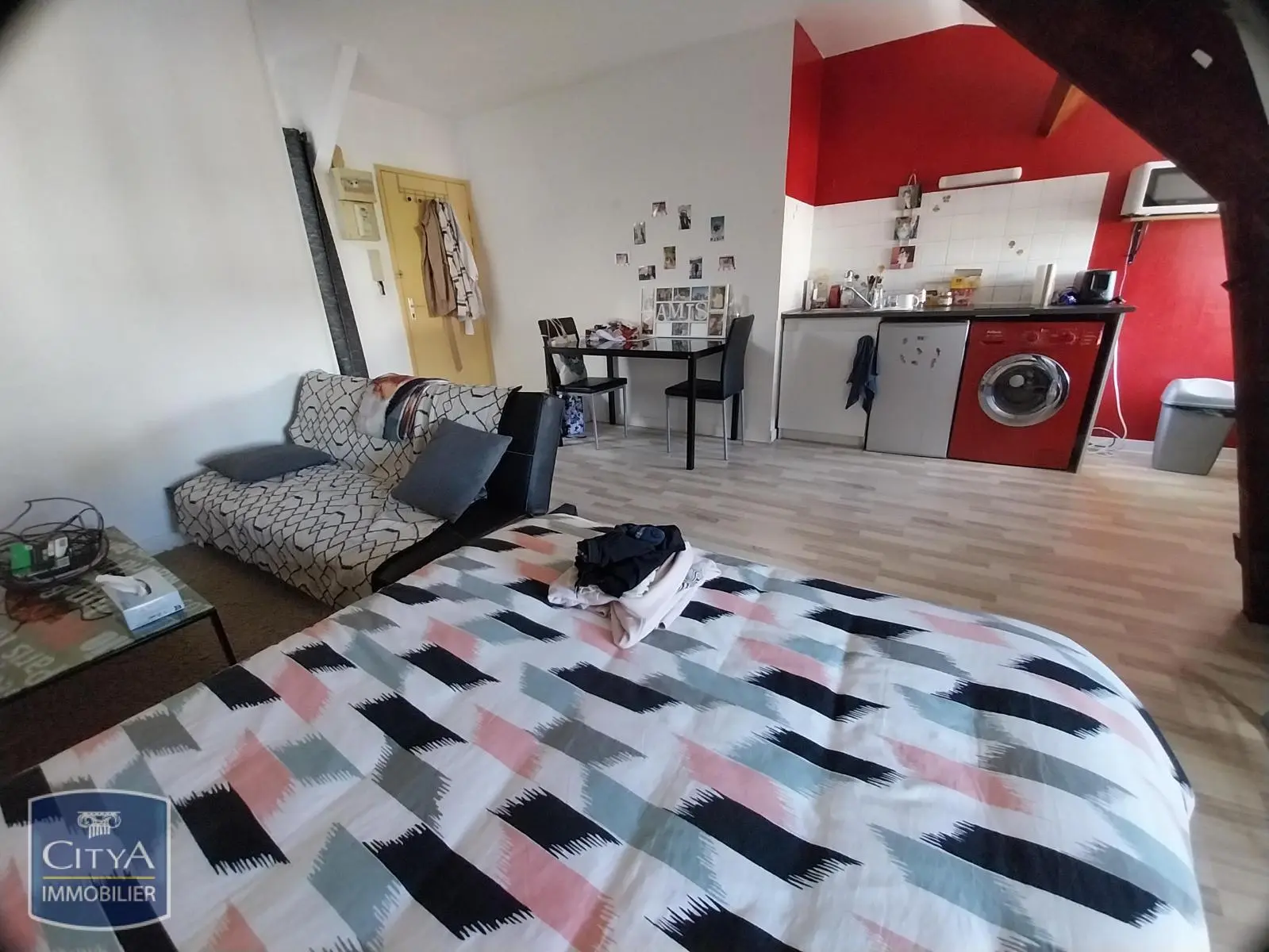 Photo 1 Appartement 1 pièce 25.81m²