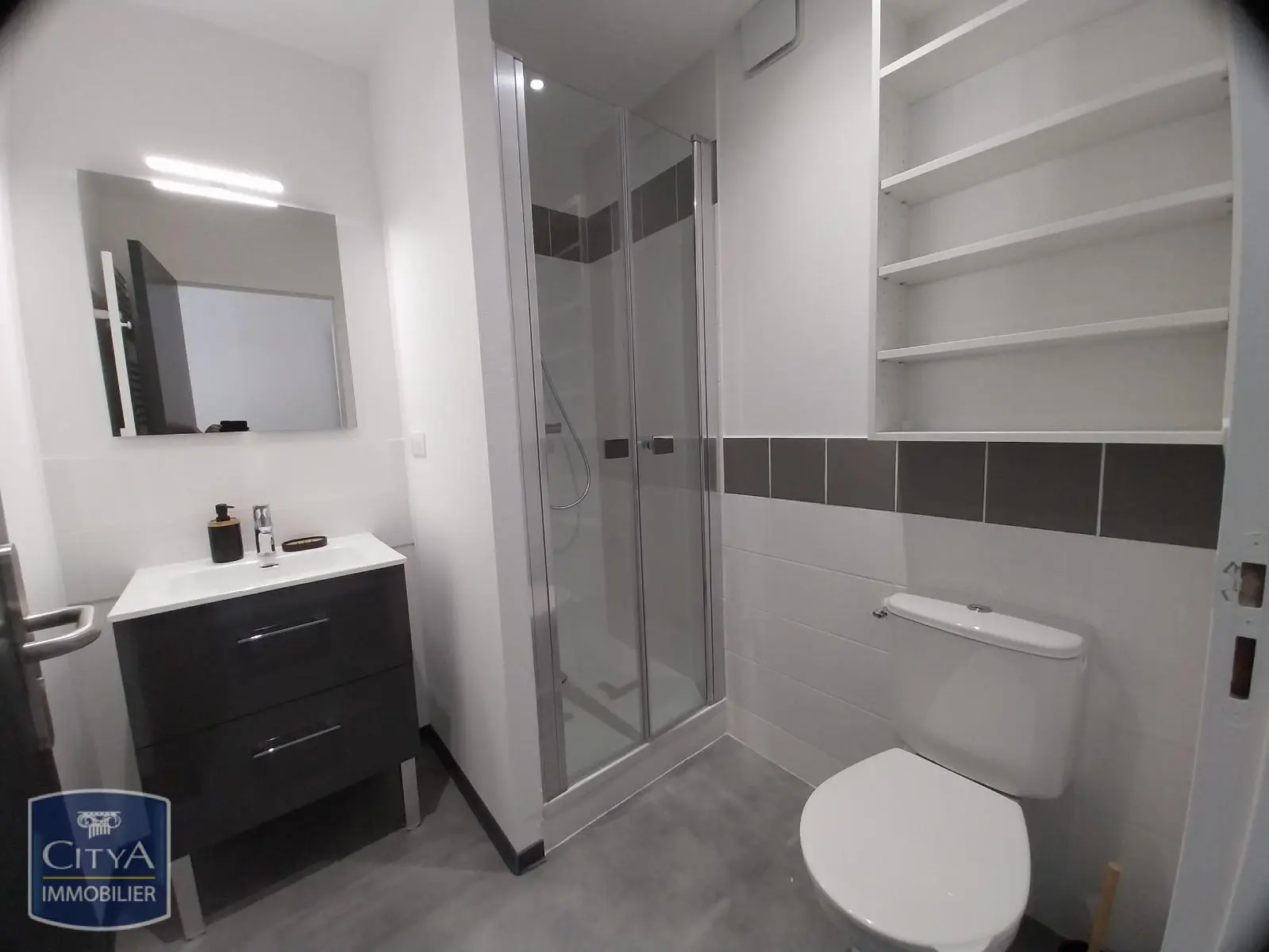 Photo 5 Appartement 1 pièce 32.83m²