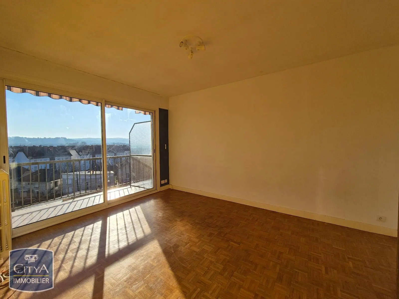 Photo 2 Appartement 1 pièce 29.02m²