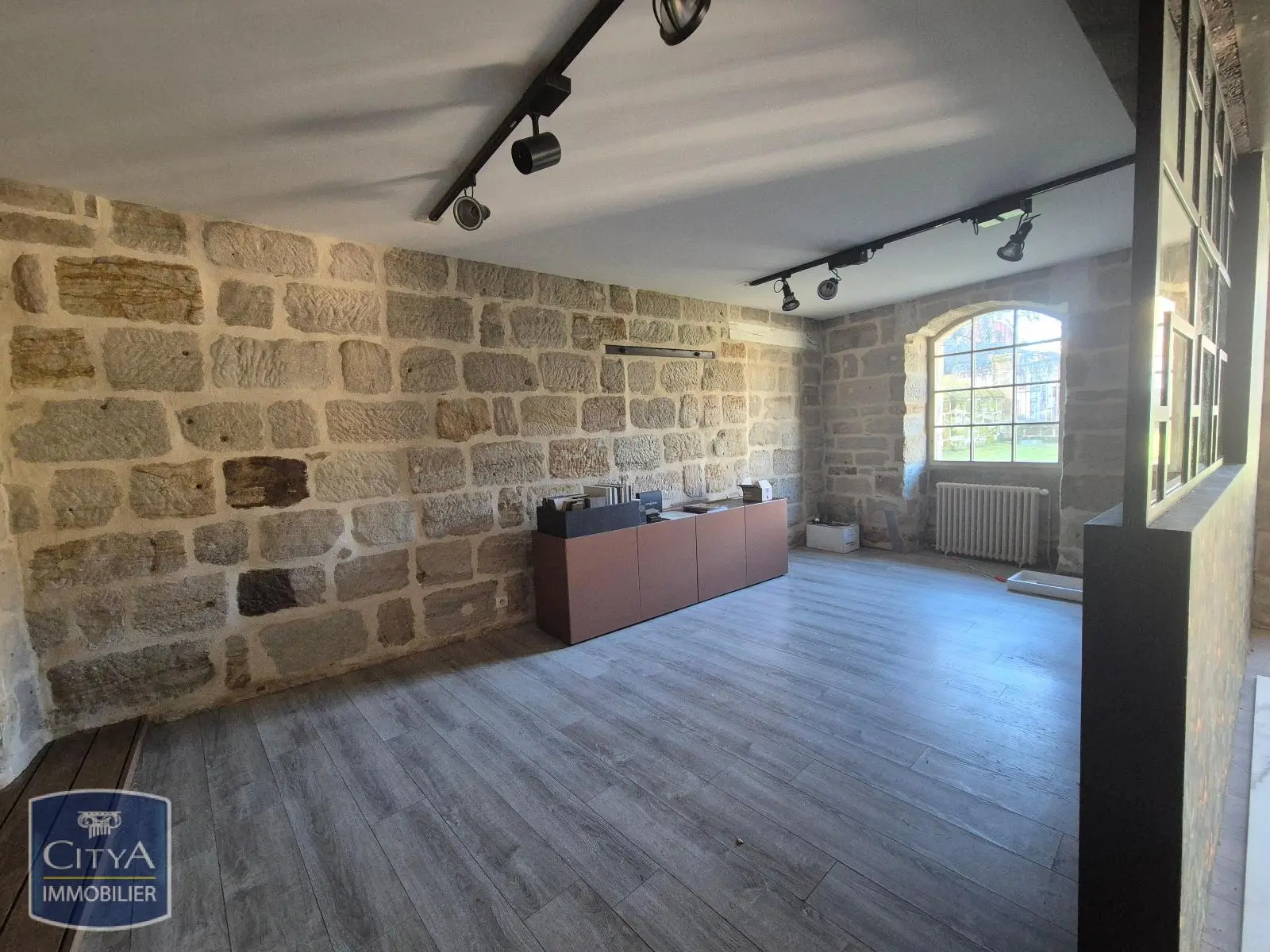 Photo 2 Local Commercial 125m²