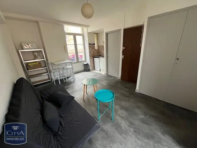 Photo 1 Appartement 1 pièce 19.61m²