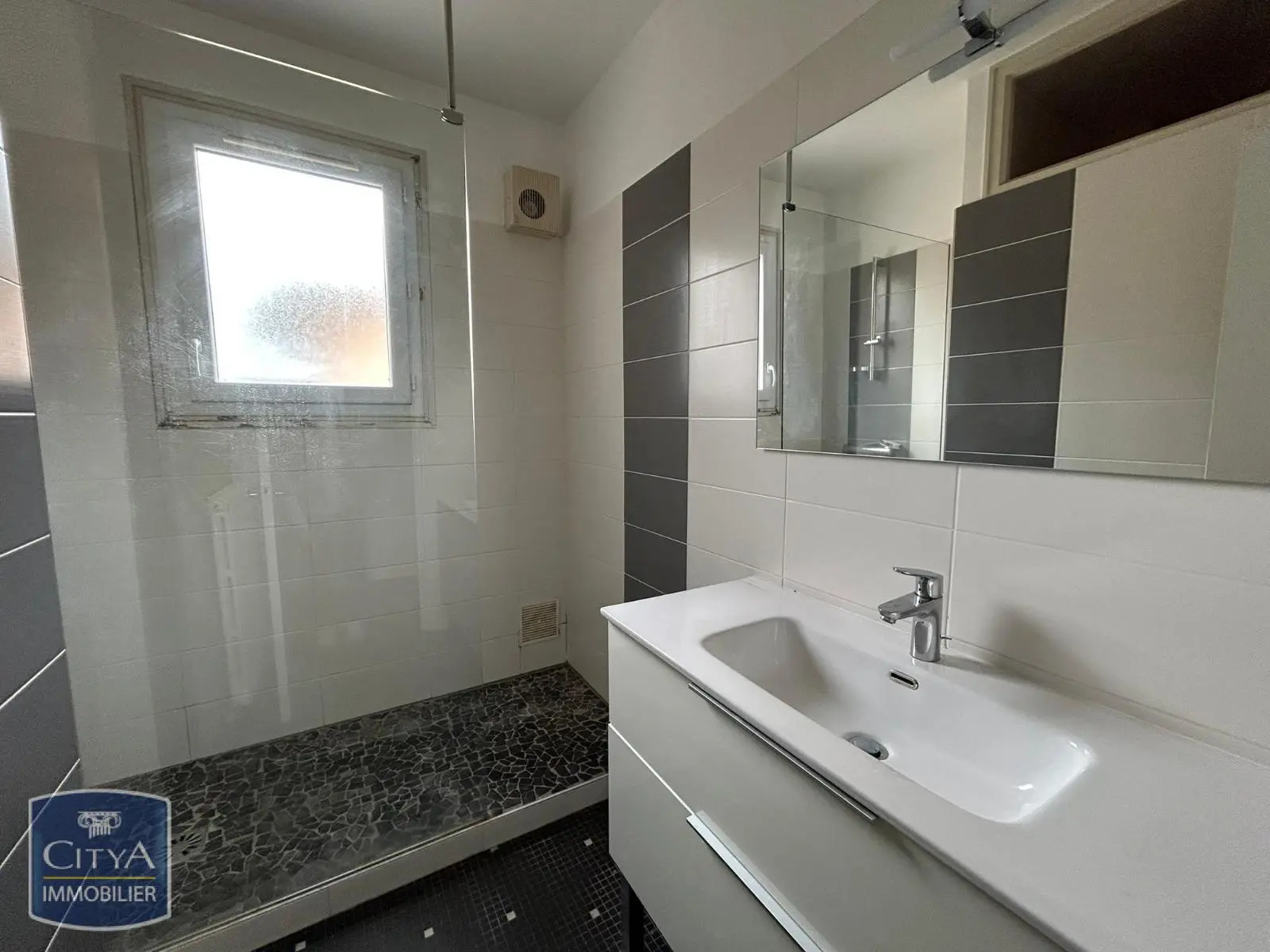 Photo 8 Appartement 4 pièces 83.56m²