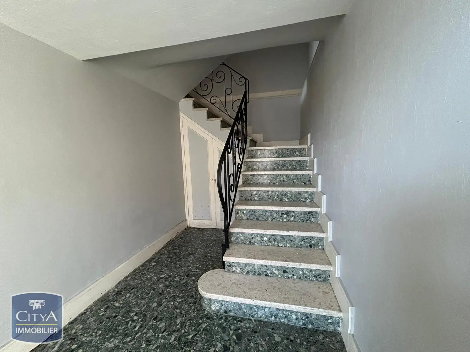 Photo 2 Appartement 6 pièces 139.22m²