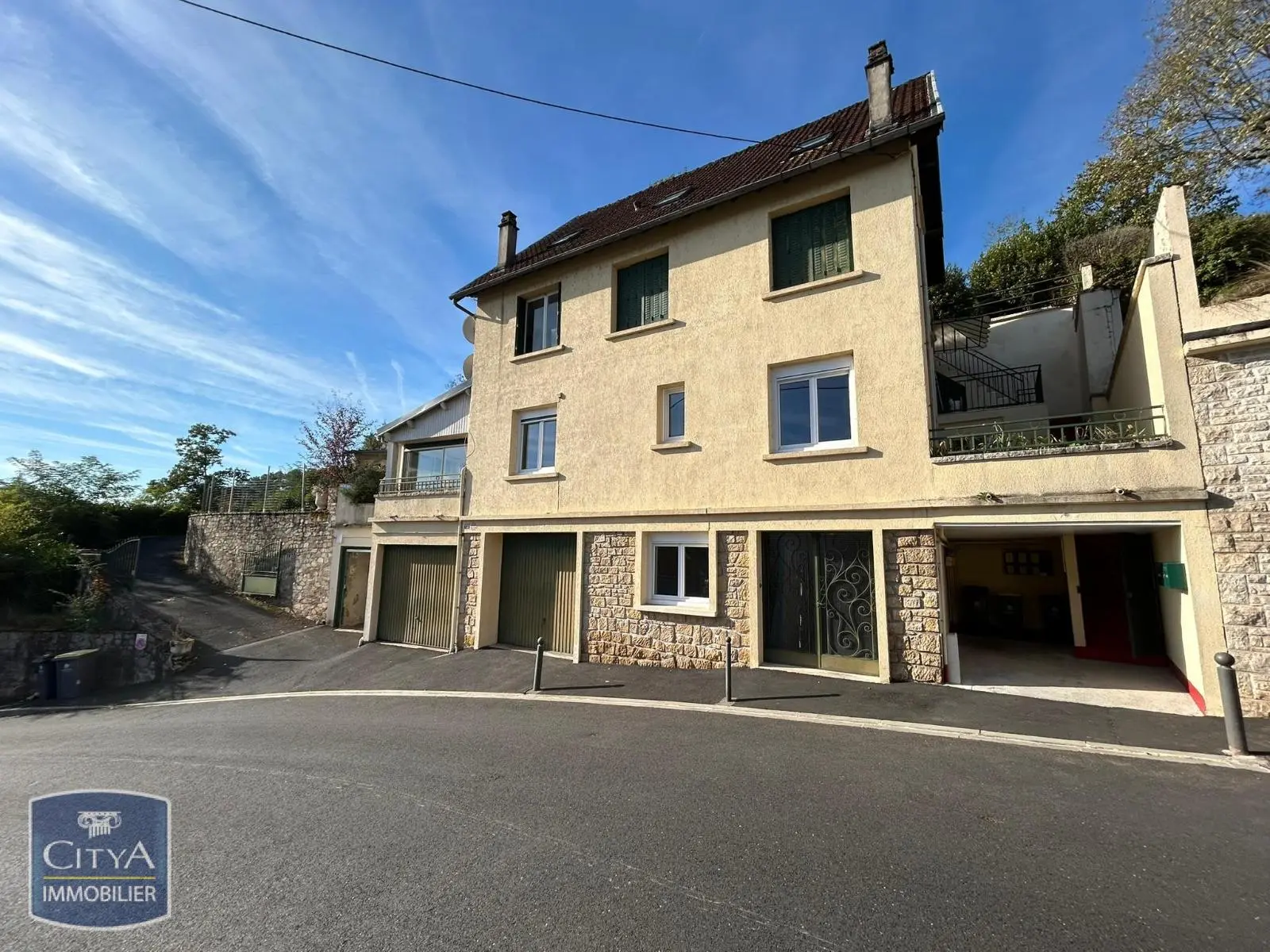 Photo 1 Appartement 6 pièces 139.22m²