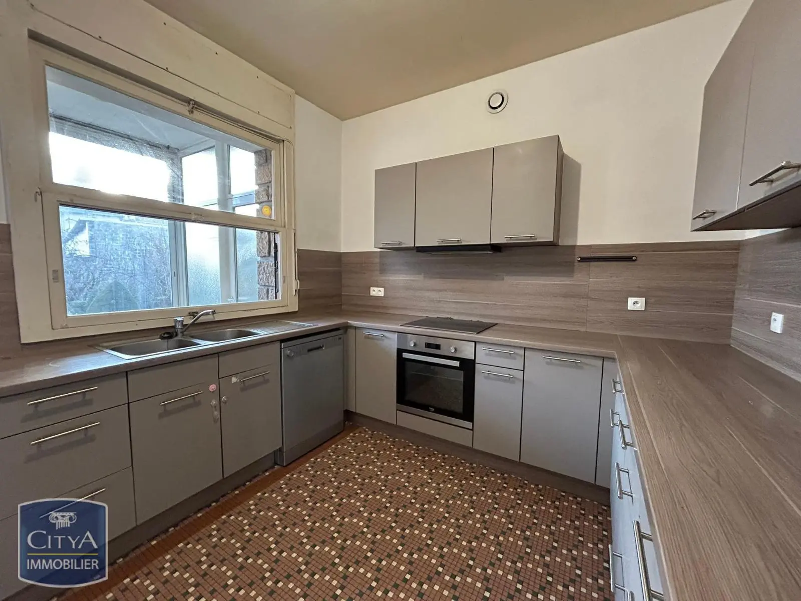 Photo 5 Maison 7 pièces 155.75m²