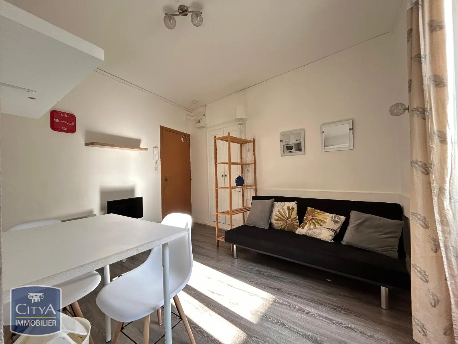 Photo 1 Appartement 1 pièce 13.6m²