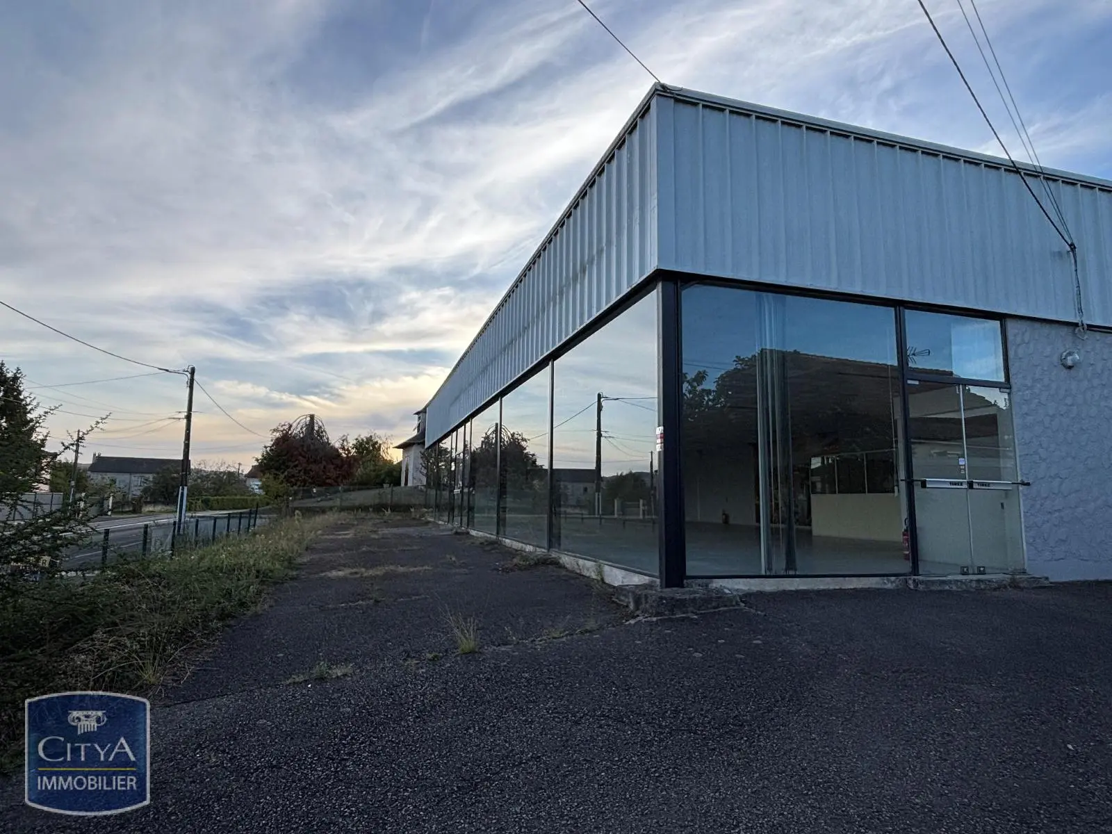 Photo 1 Local Commercial 551.9m²