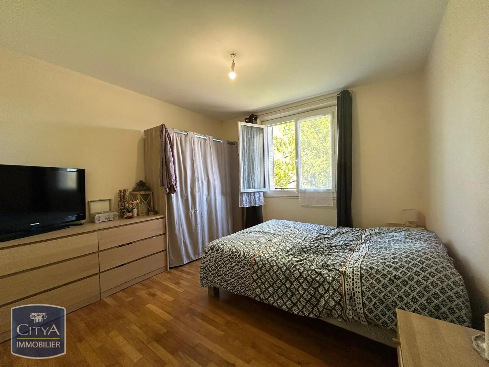 Photo 7 Maison 5 pièces 141.9m²