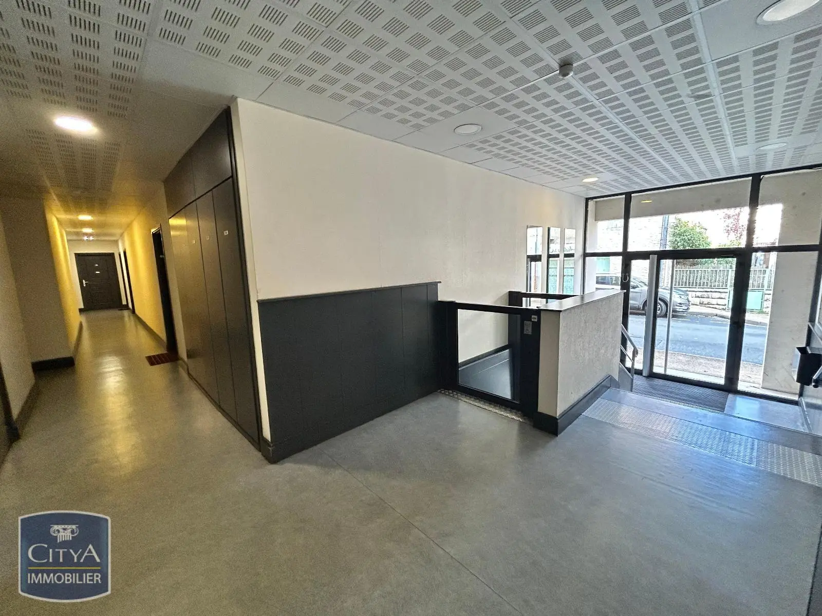 Photo 3 Appartement 1 pièce 33.44m²