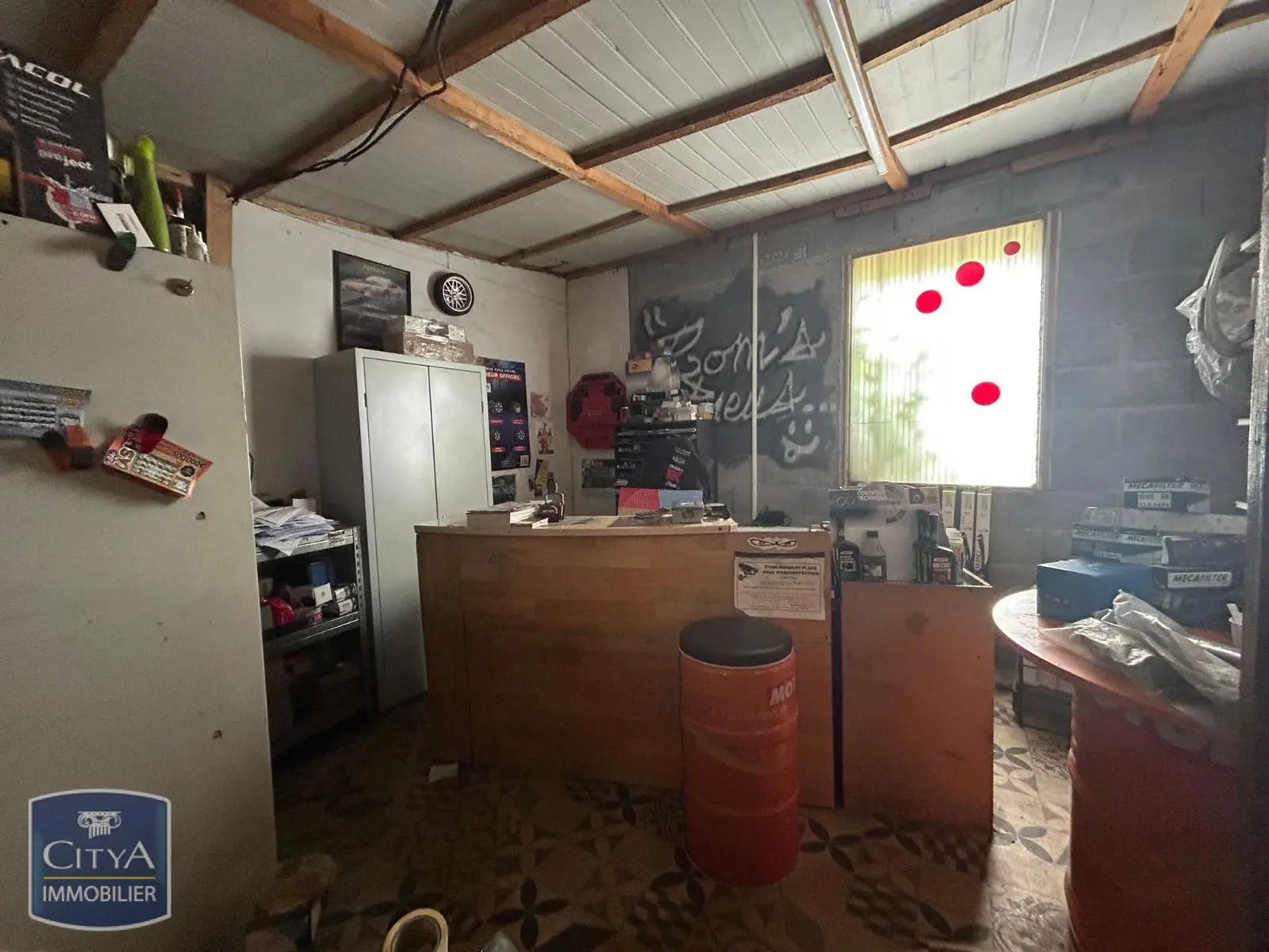 Photo 3 Local Commercial 305.53m²