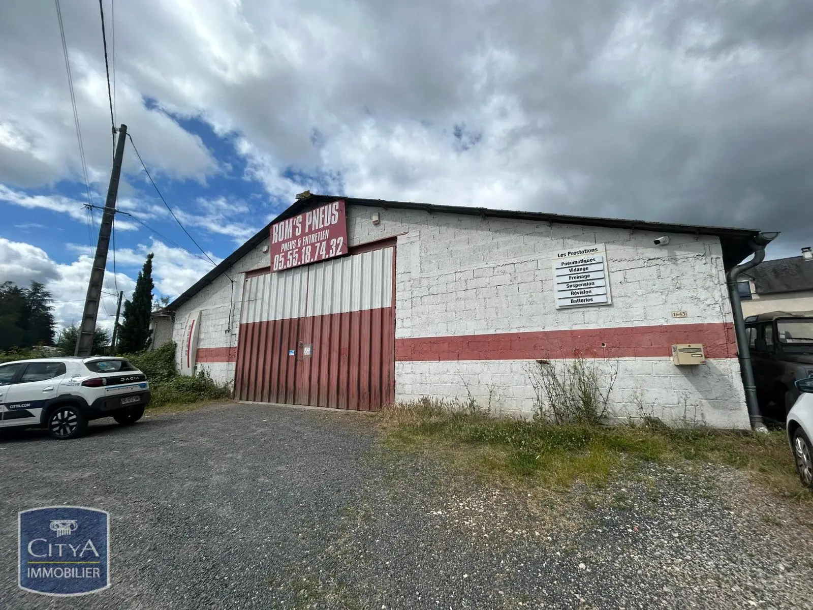 Photo 1 Local Commercial 305.53m²
