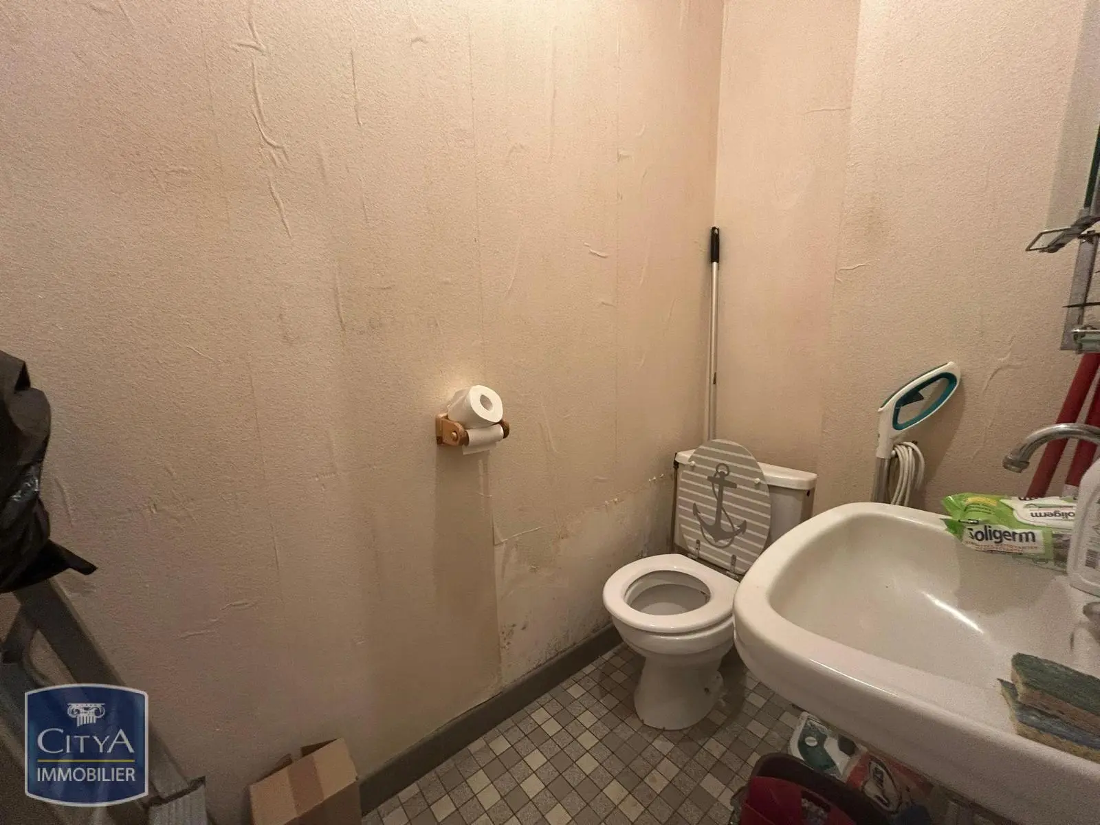 Photo 3 Local Commercial 45.6m²