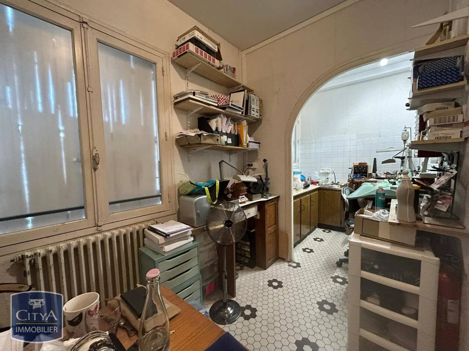 Photo 2 Local Commercial 45.6m²