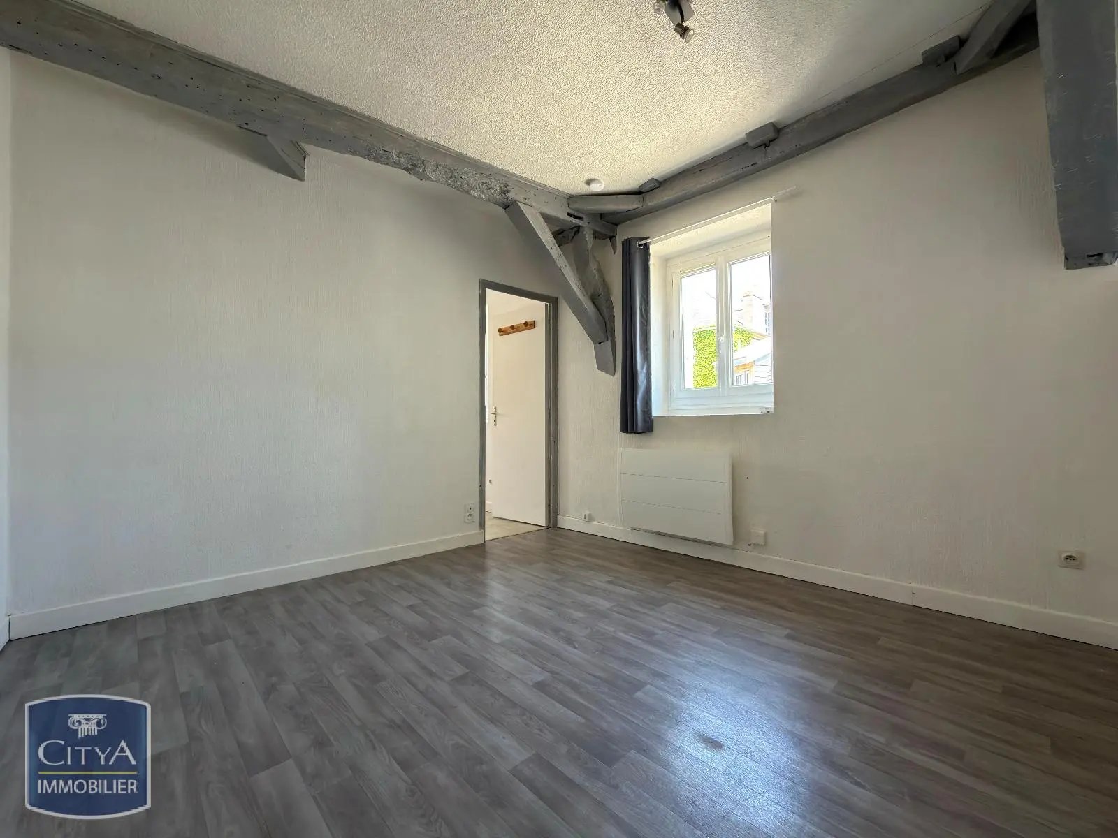 Photo 2 Appartement 1 pièce 29.29m²