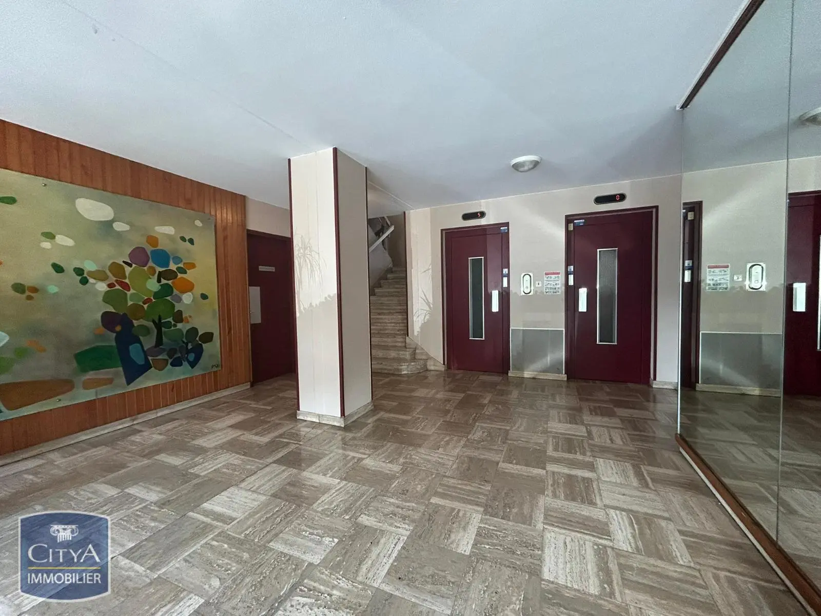 Photo 2 Appartement 1 pièce 32.02m²
