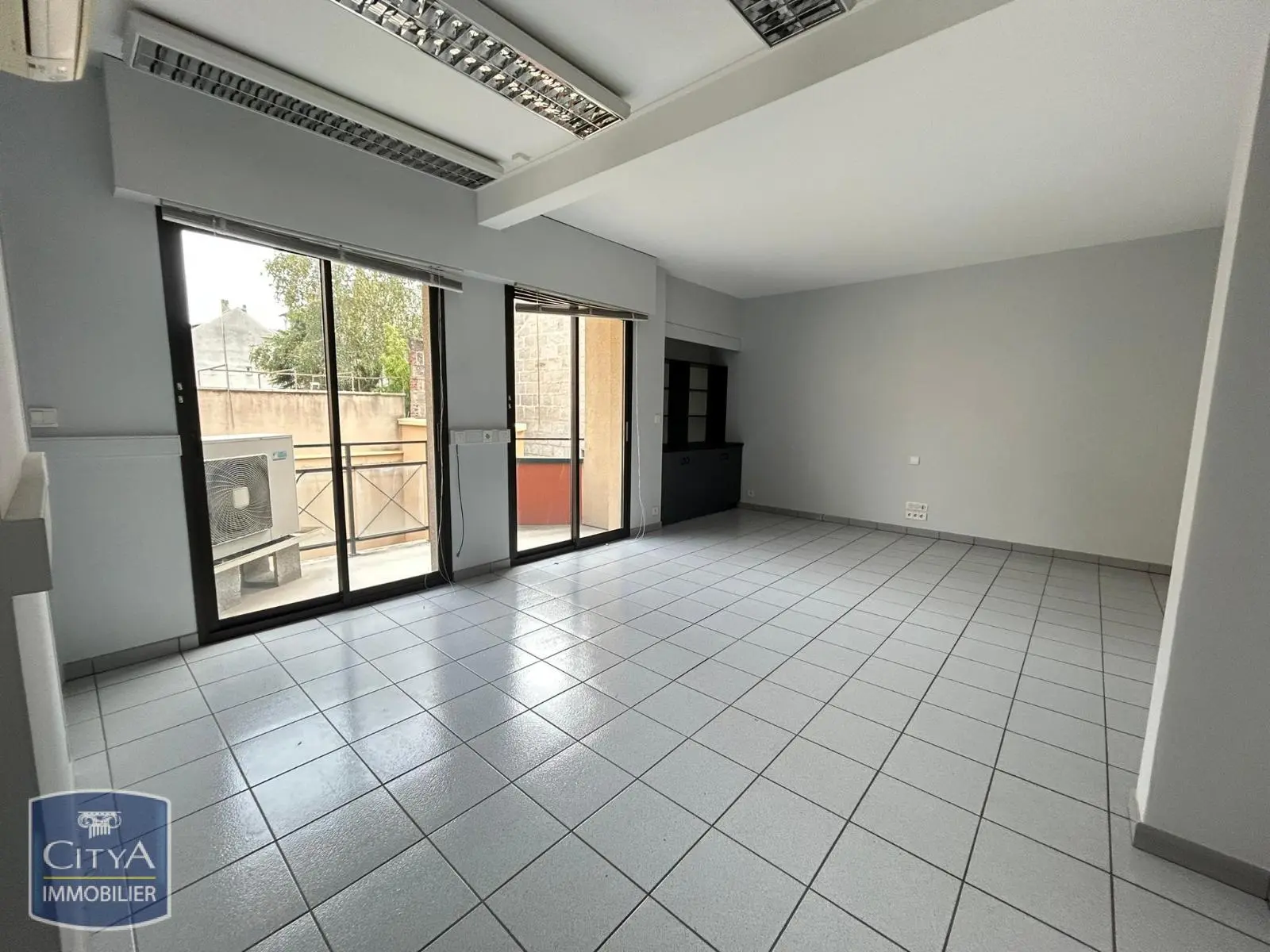 Photo 4 local professionnel Brive-la-Gaillarde