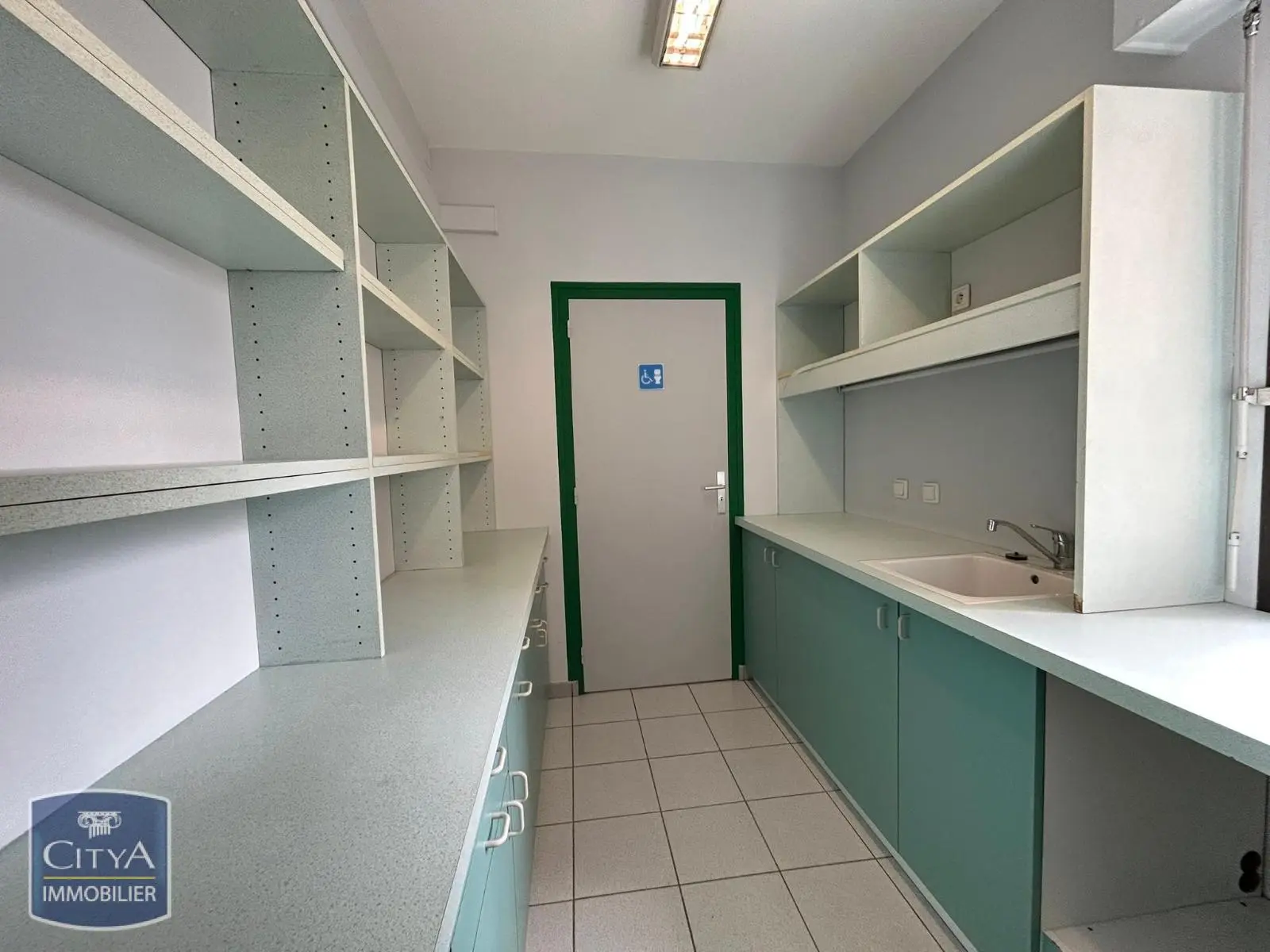 Photo 10 local professionnel Brive-la-Gaillarde