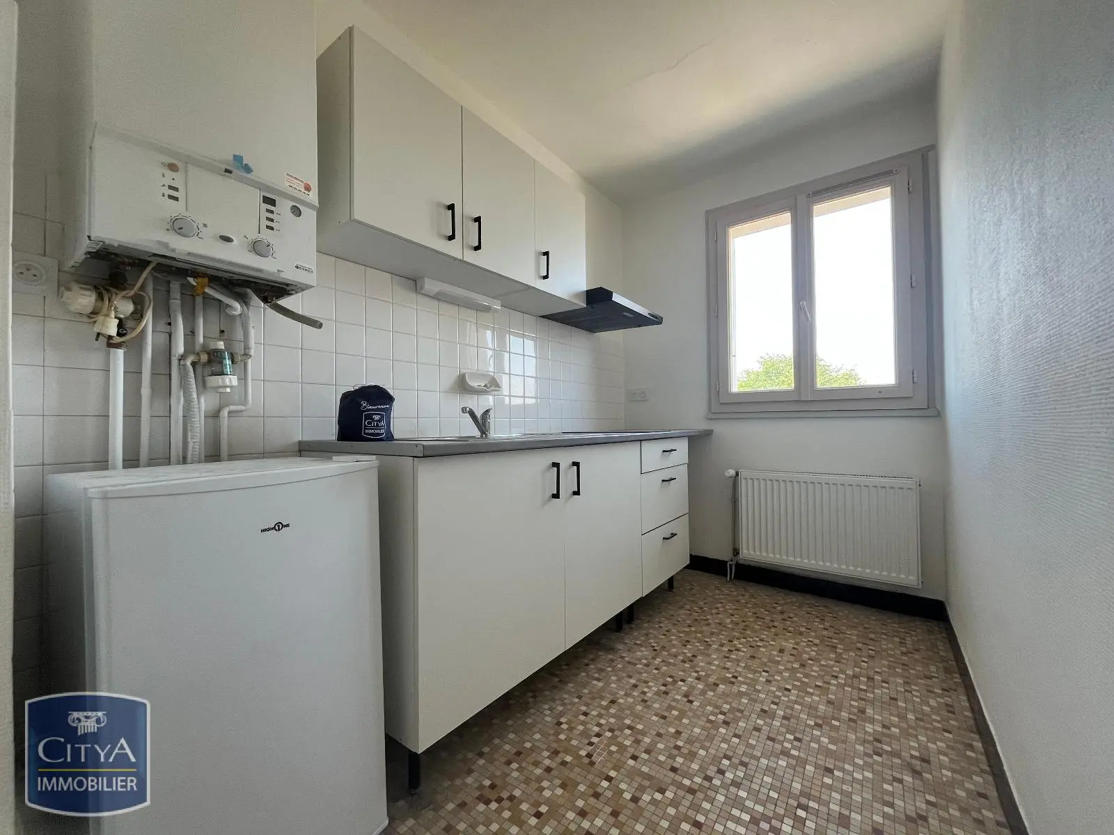 Photo 1 Appartement 1 pièce 24.75m²